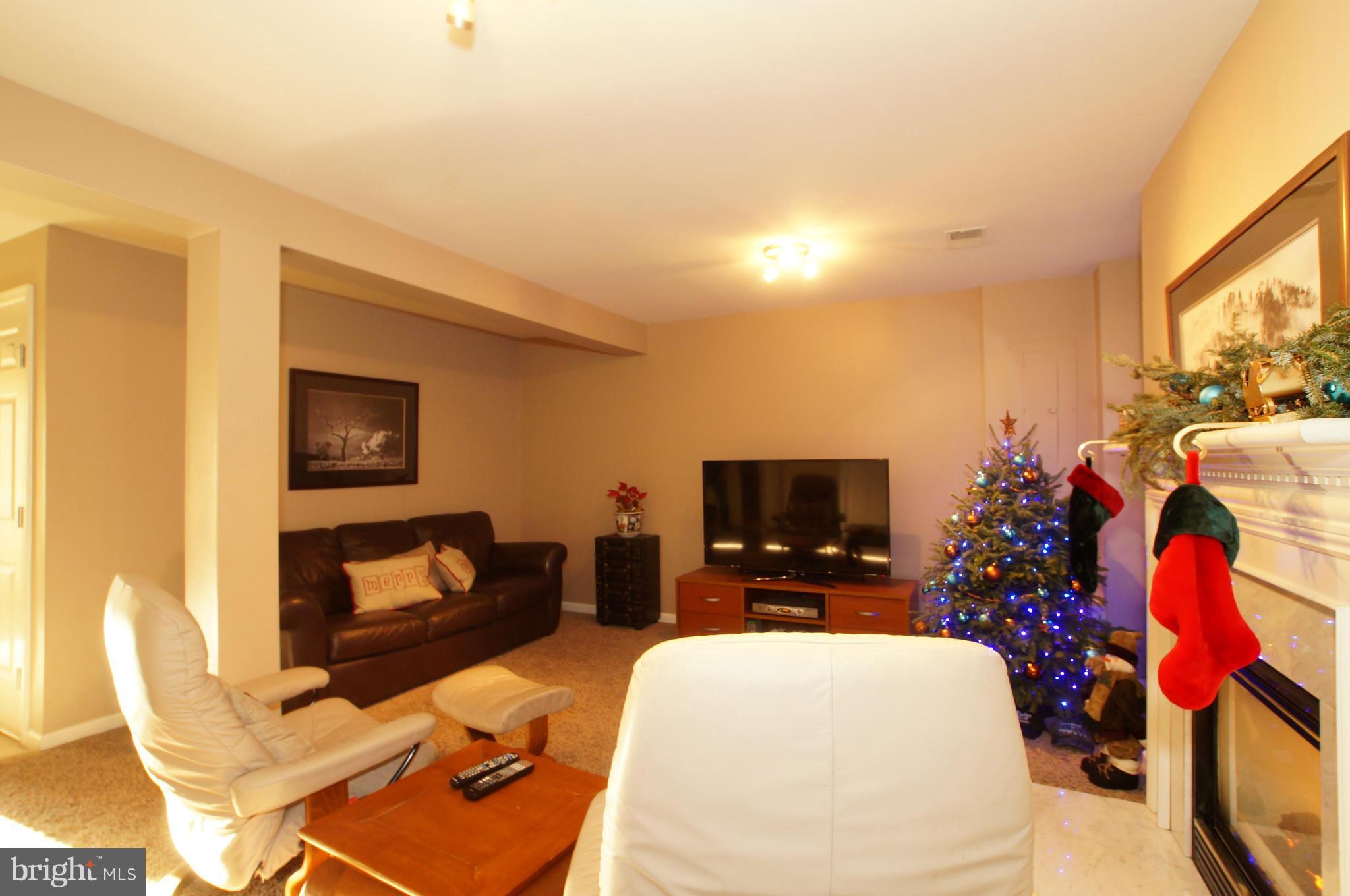 DORSEY WOODS - Residential Lease