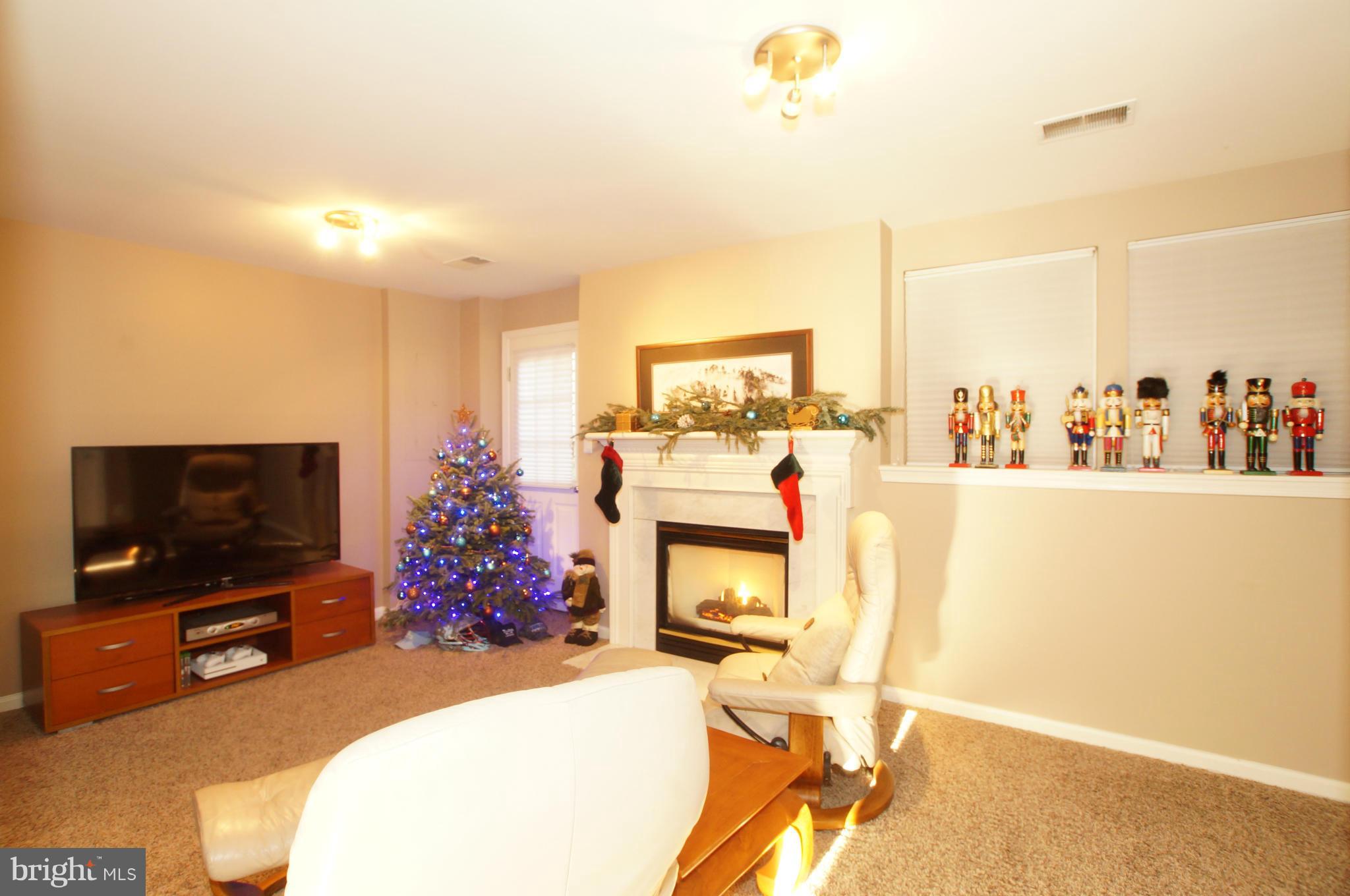 DORSEY WOODS - Residential Lease