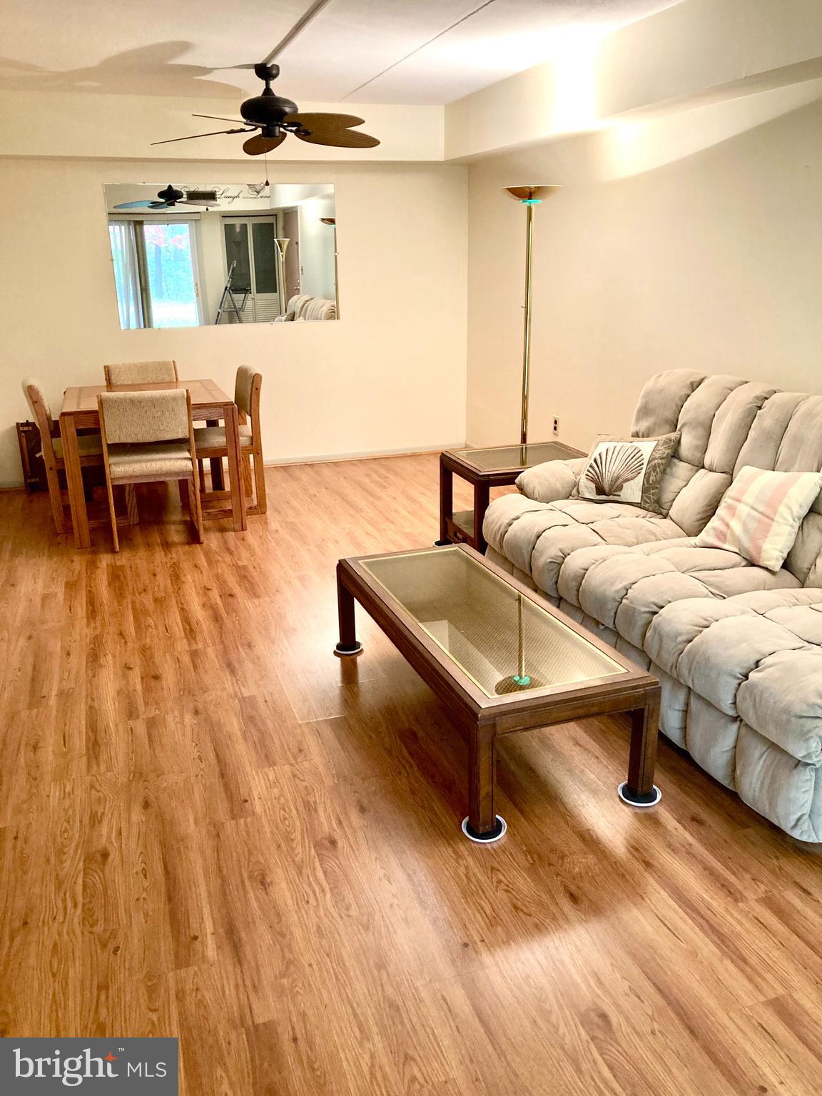 ENGLISH VILLAGE - Residential