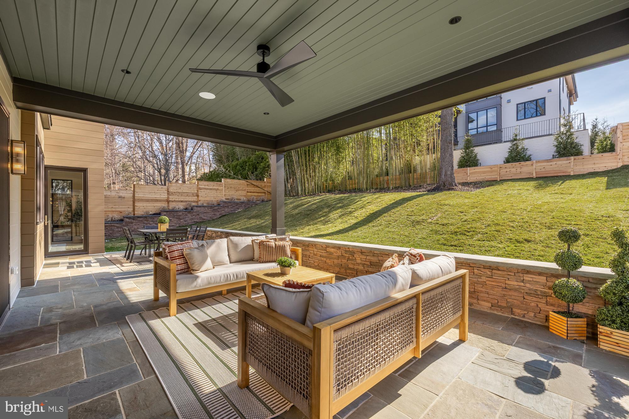 KENWOOD PARK - Residential