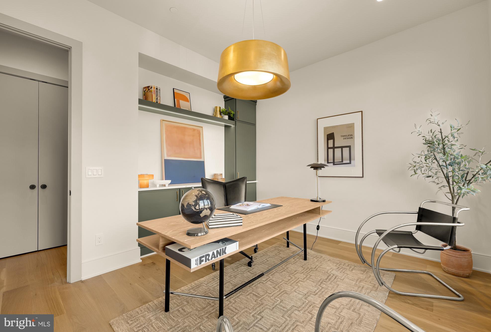 KENWOOD PARK - Residential