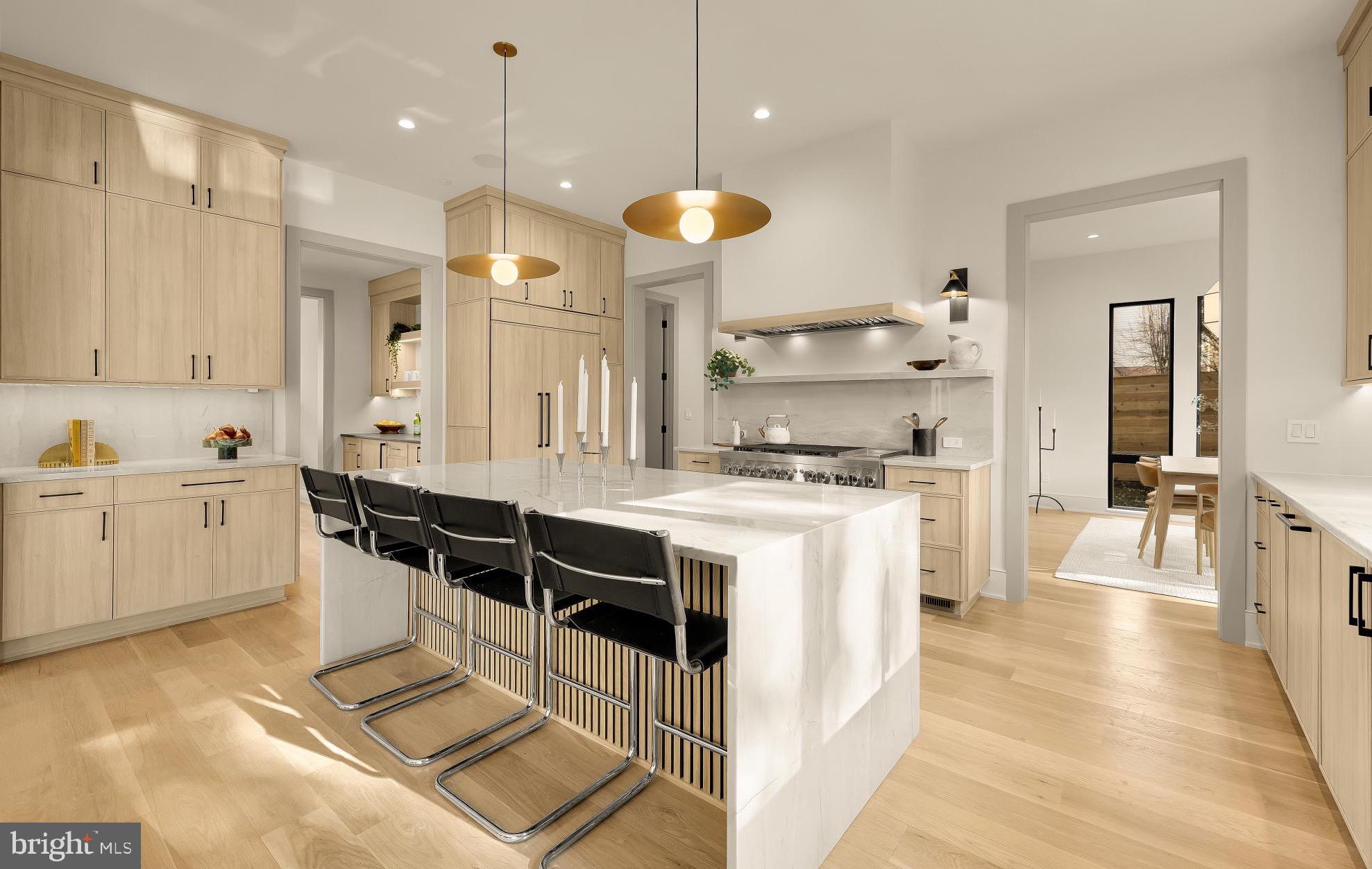 KENWOOD PARK - Residential