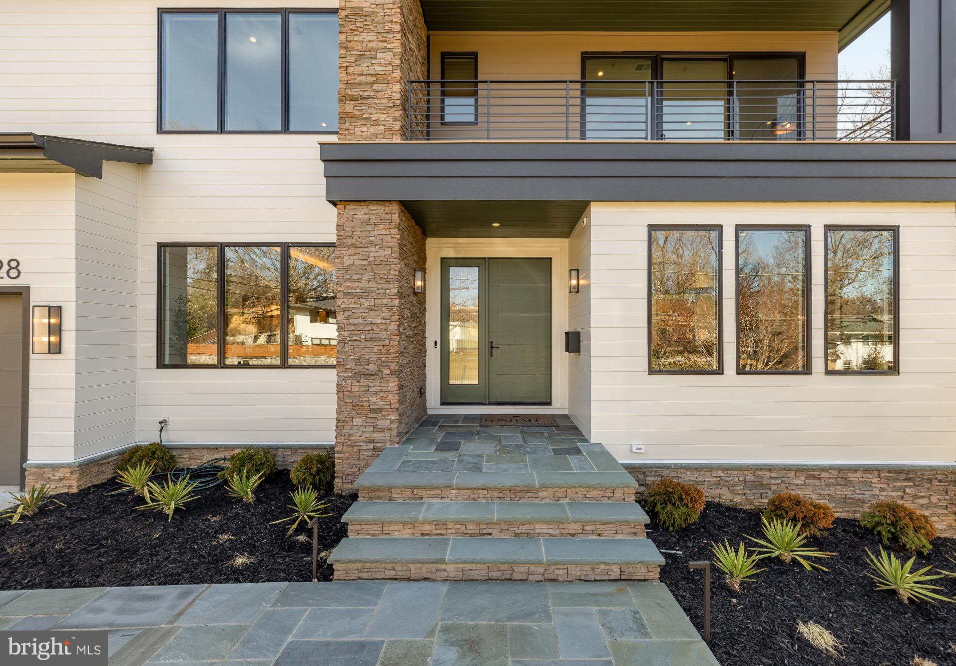 KENWOOD PARK - Residential