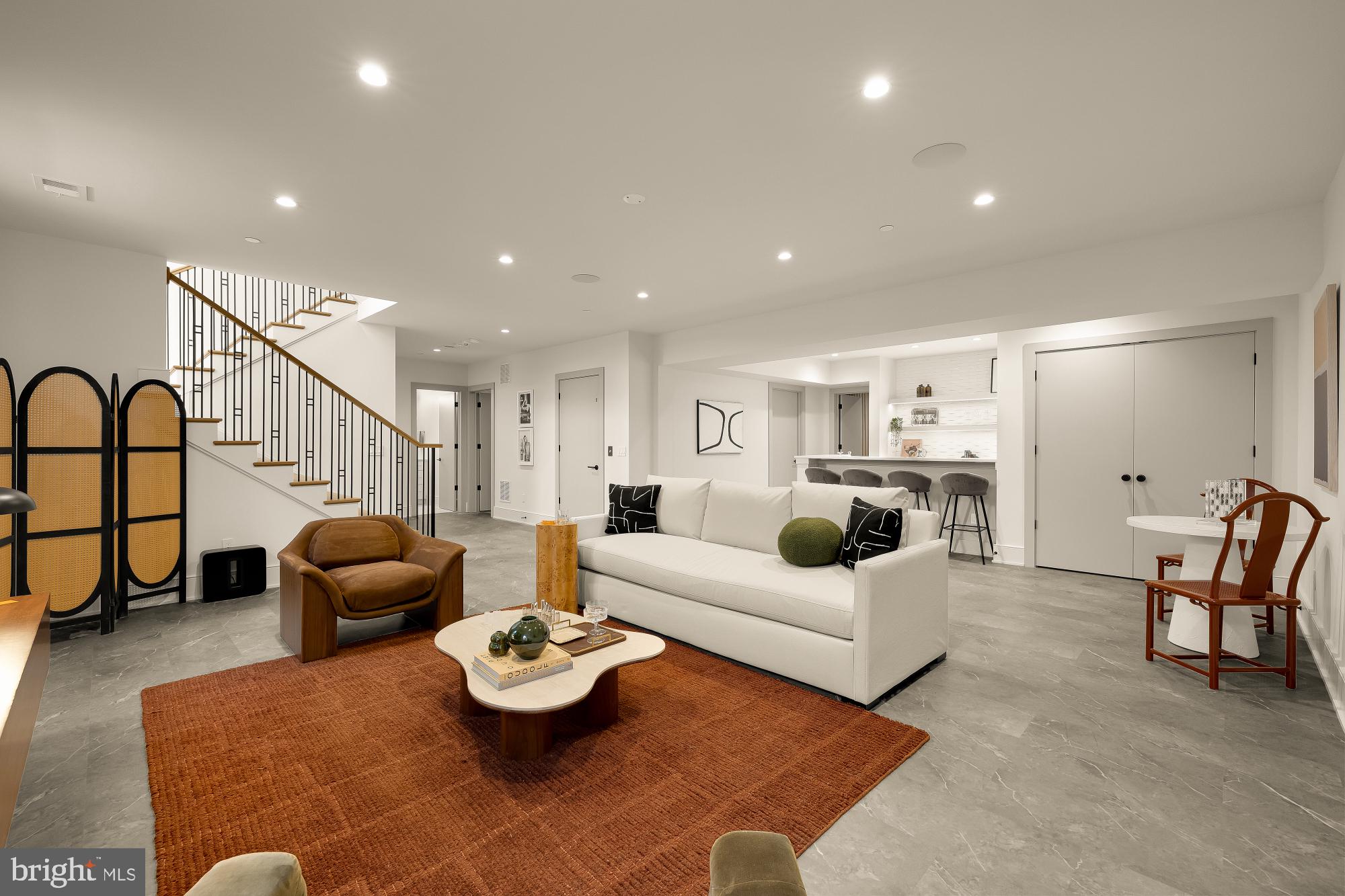 KENWOOD PARK - Residential