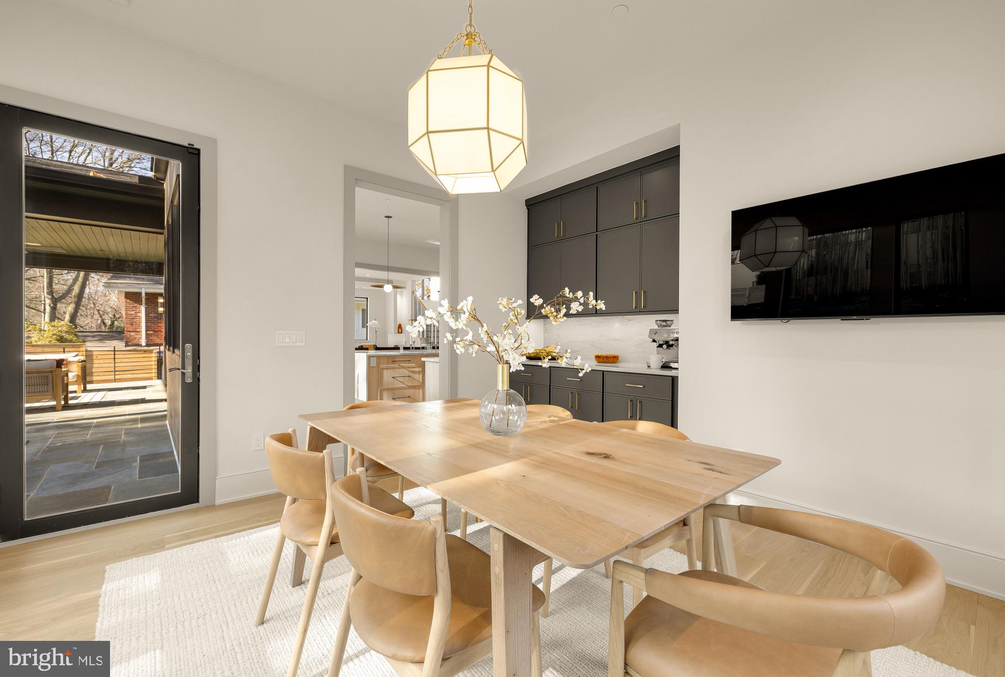 KENWOOD PARK - Residential