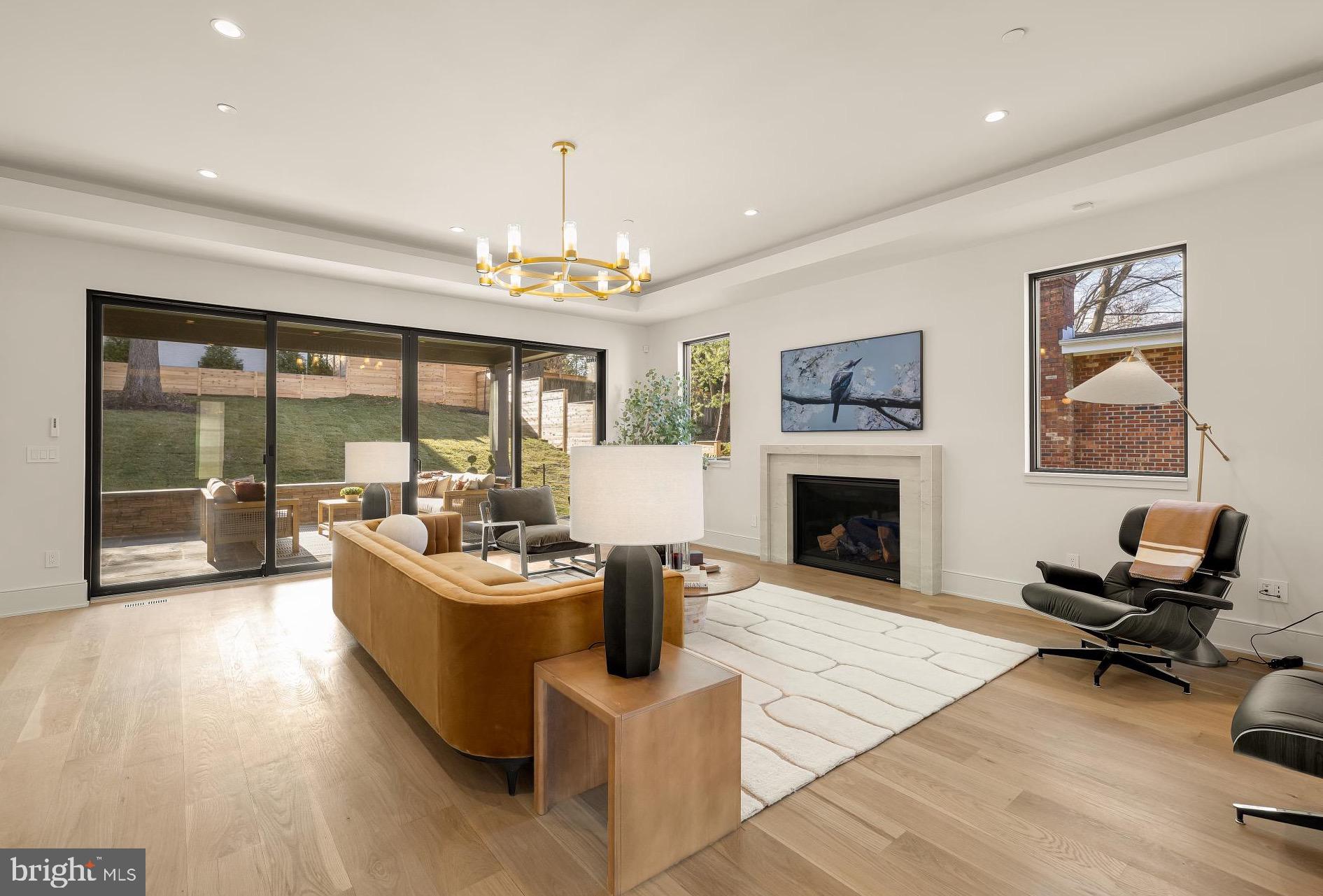 KENWOOD PARK - Residential