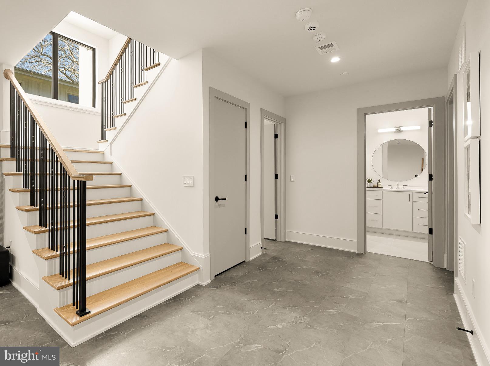 KENWOOD PARK - Residential