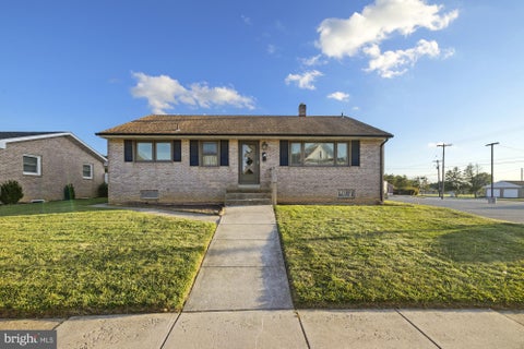 Photo of 88 South Street, HANOVER, PA 17331 (MLS # PAYK2109840)