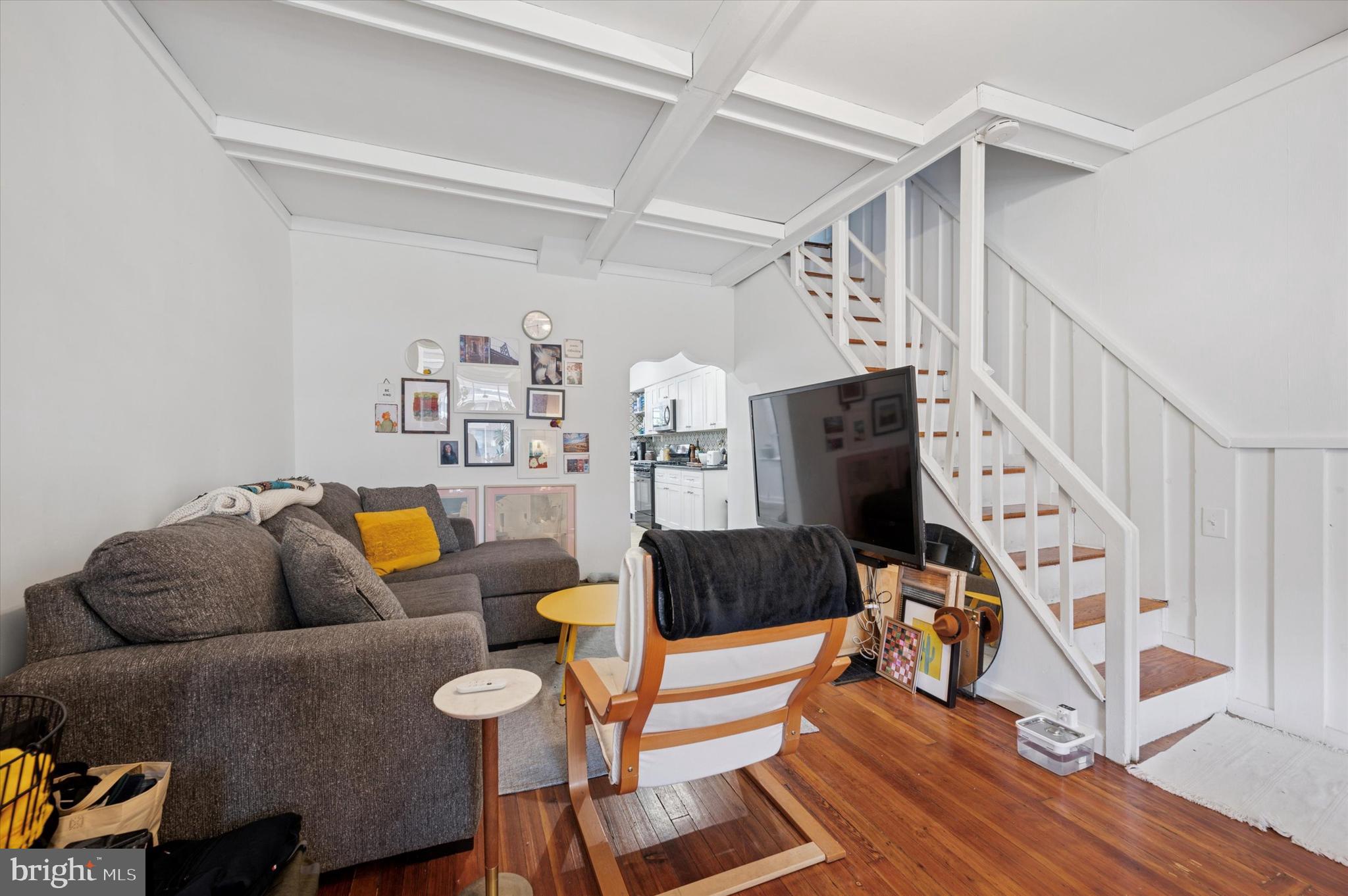 PORT RICHMOND - Residential Lease