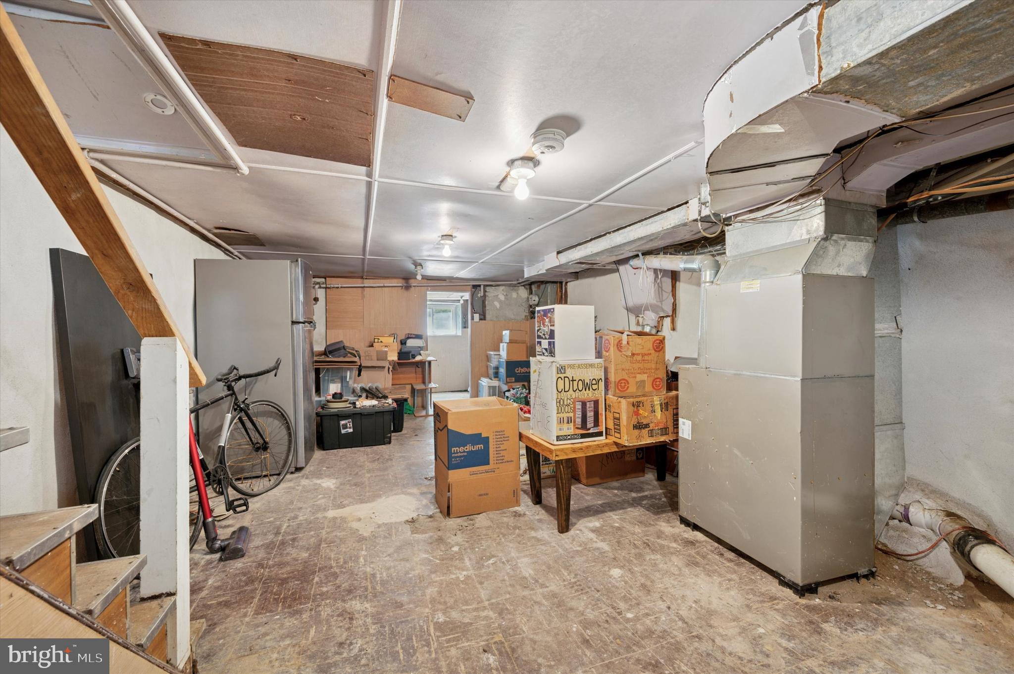 PORT RICHMOND - Residential Lease