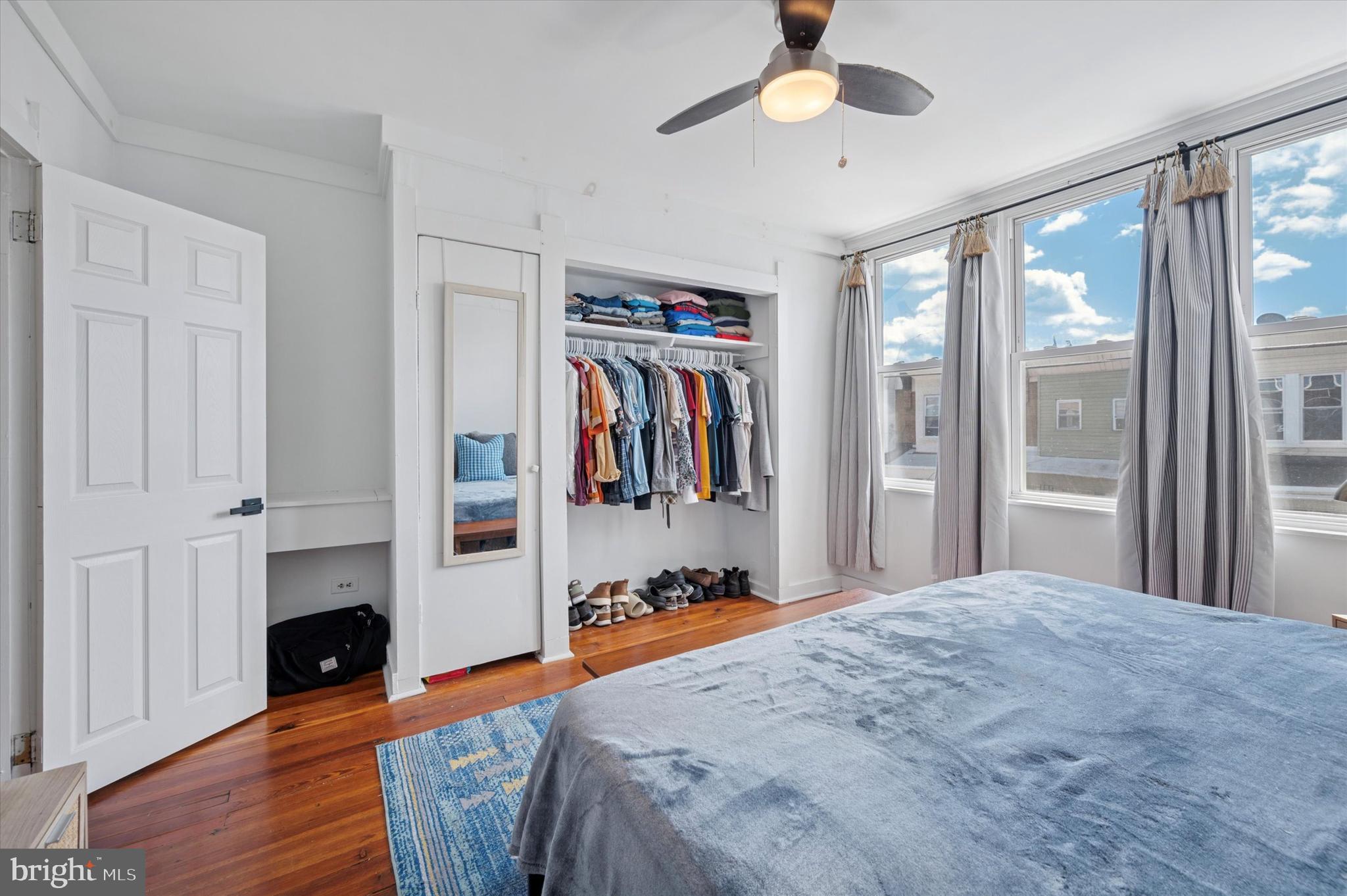 PORT RICHMOND - Residential Lease