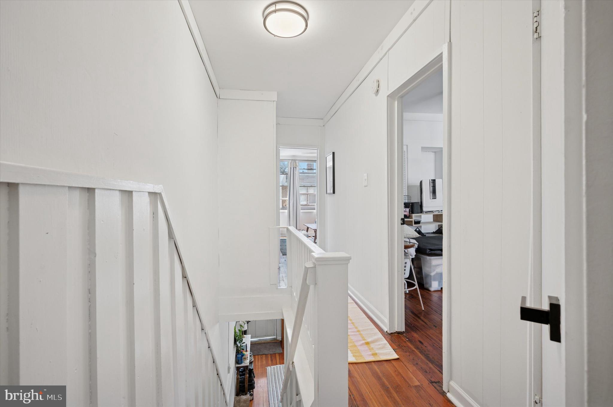 PORT RICHMOND - Residential Lease