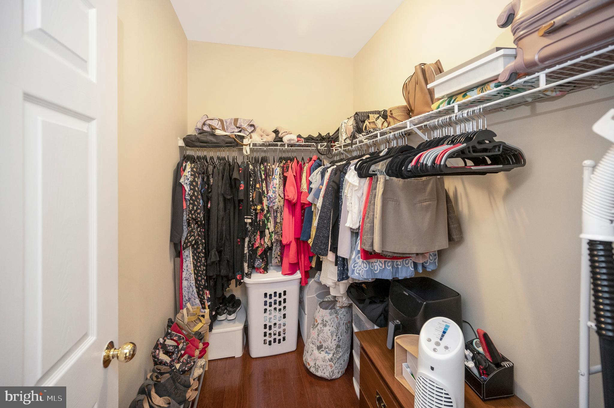 WORLDGATE CONDO - Residential