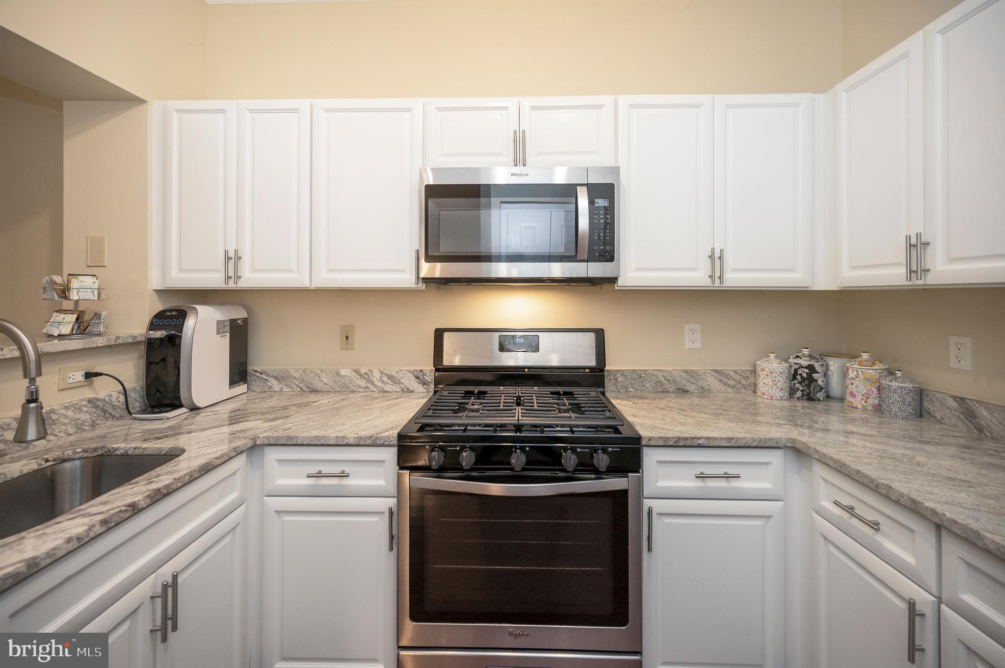 WORLDGATE CONDO - Residential