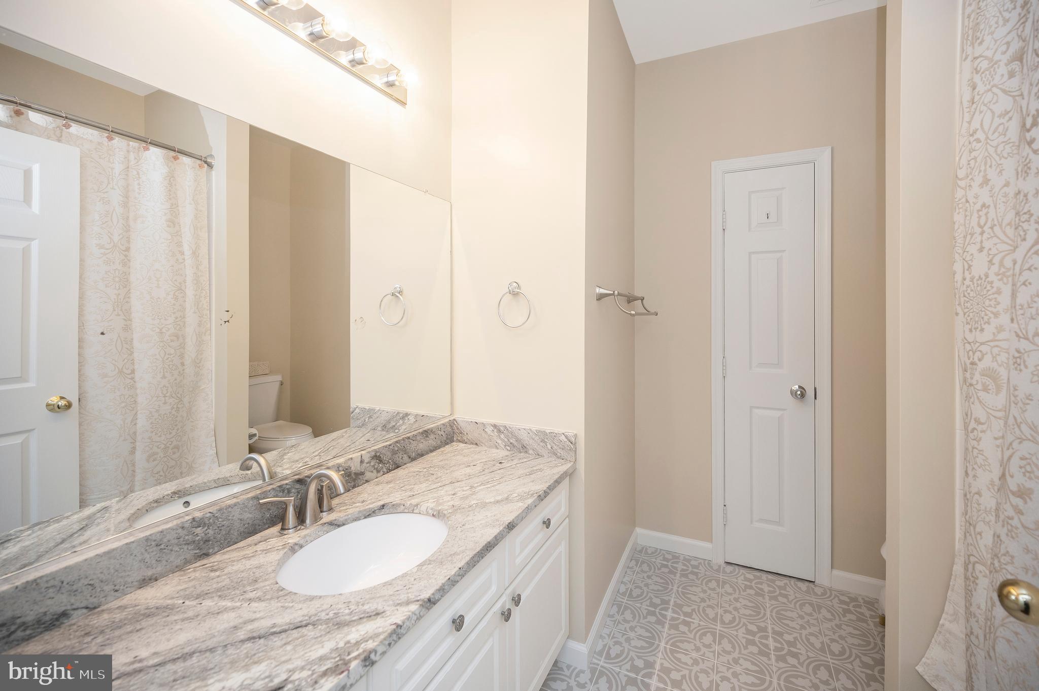 WORLDGATE CONDO - Residential