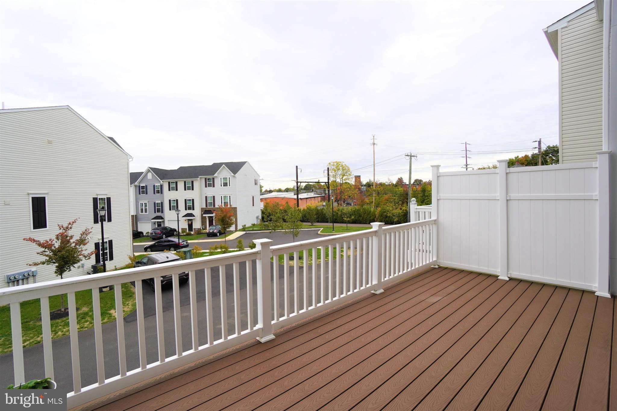 ANDALE GREEN - Residential Lease