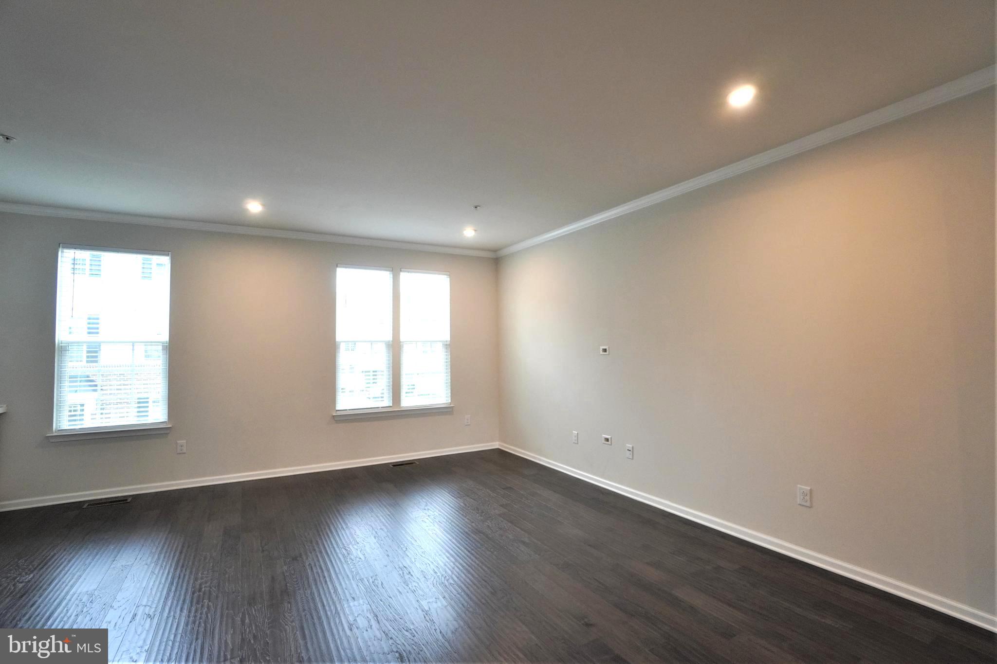 ANDALE GREEN - Residential Lease