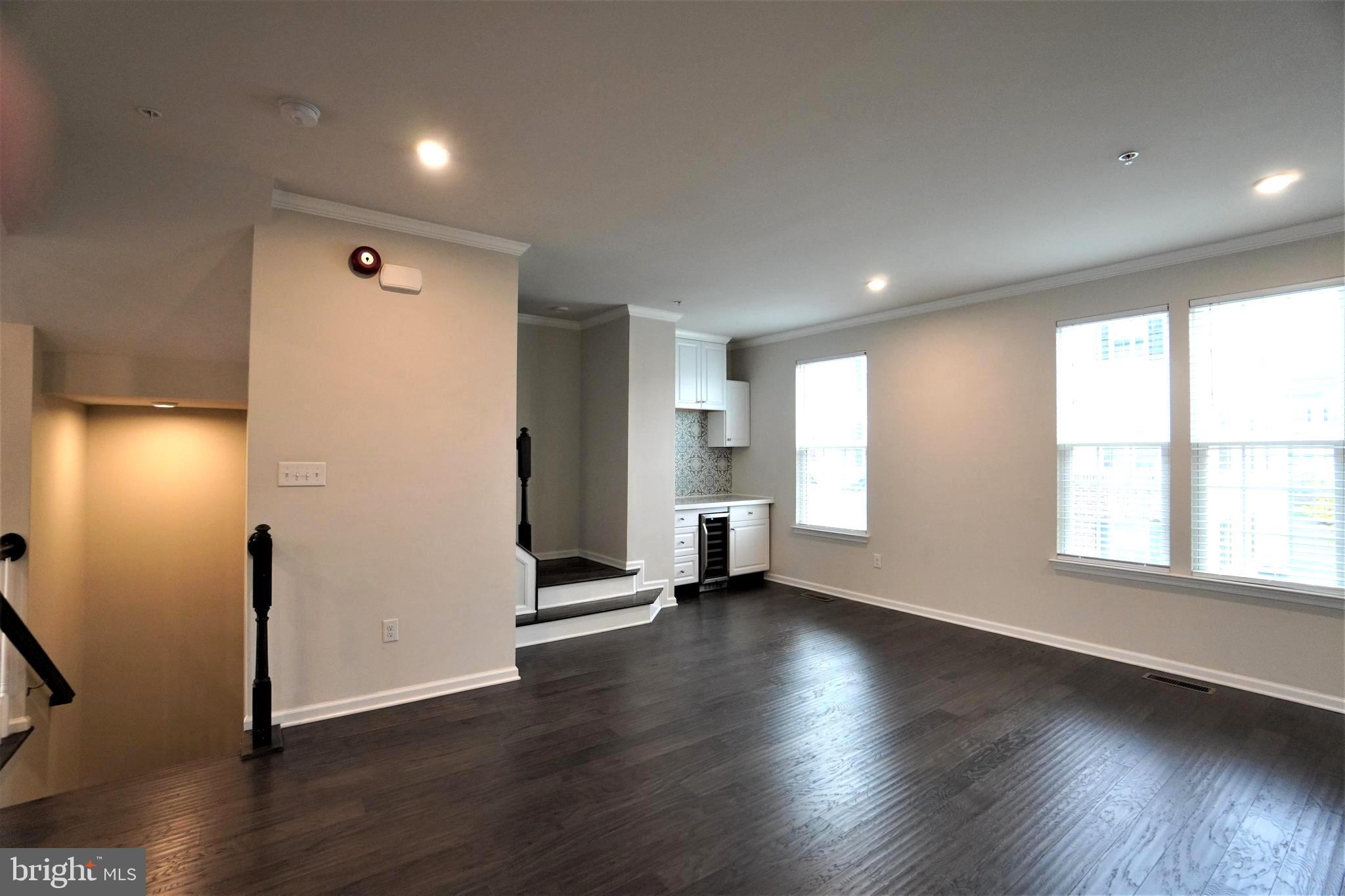 ANDALE GREEN - Residential Lease