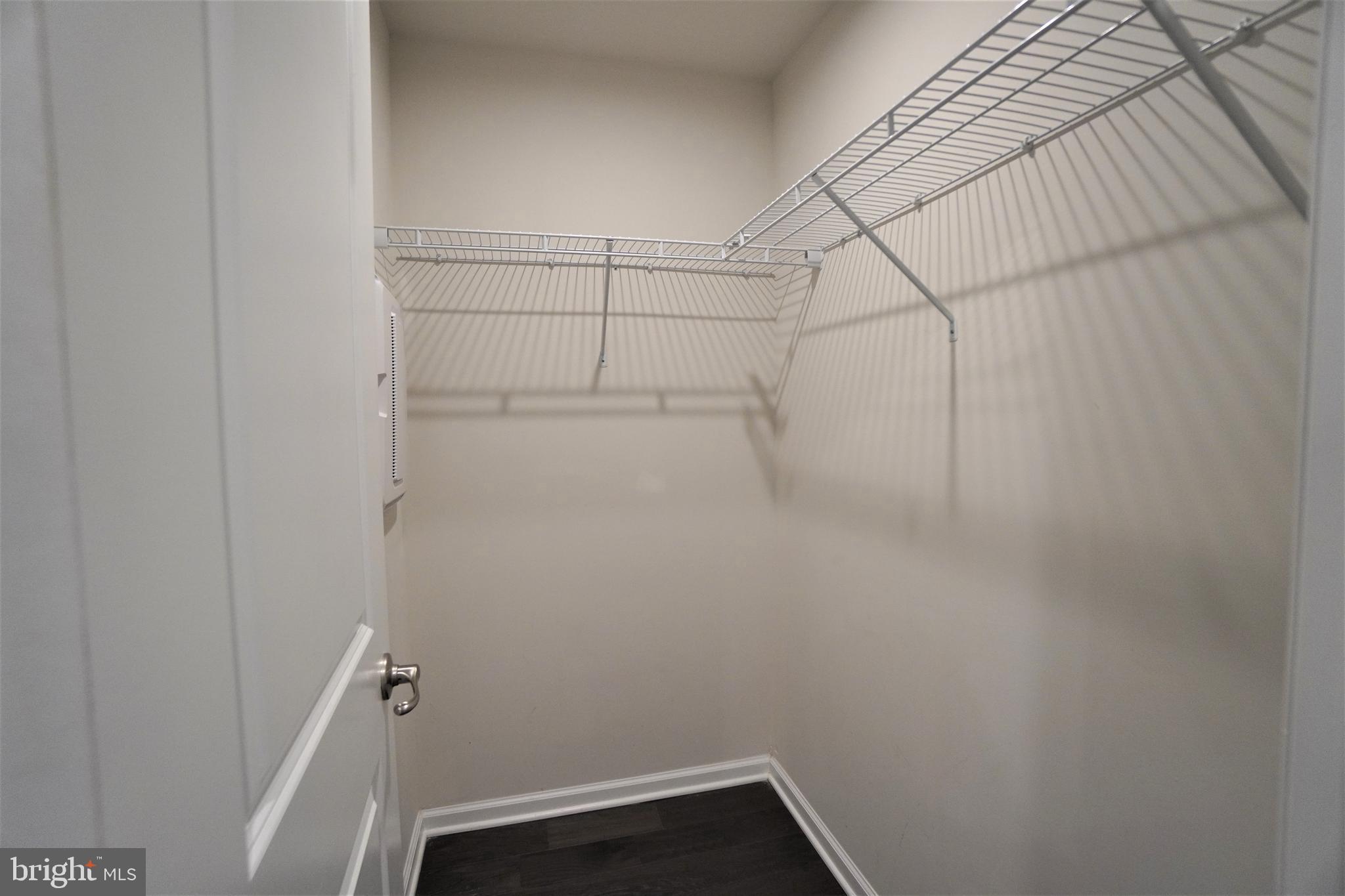 ANDALE GREEN - Residential Lease