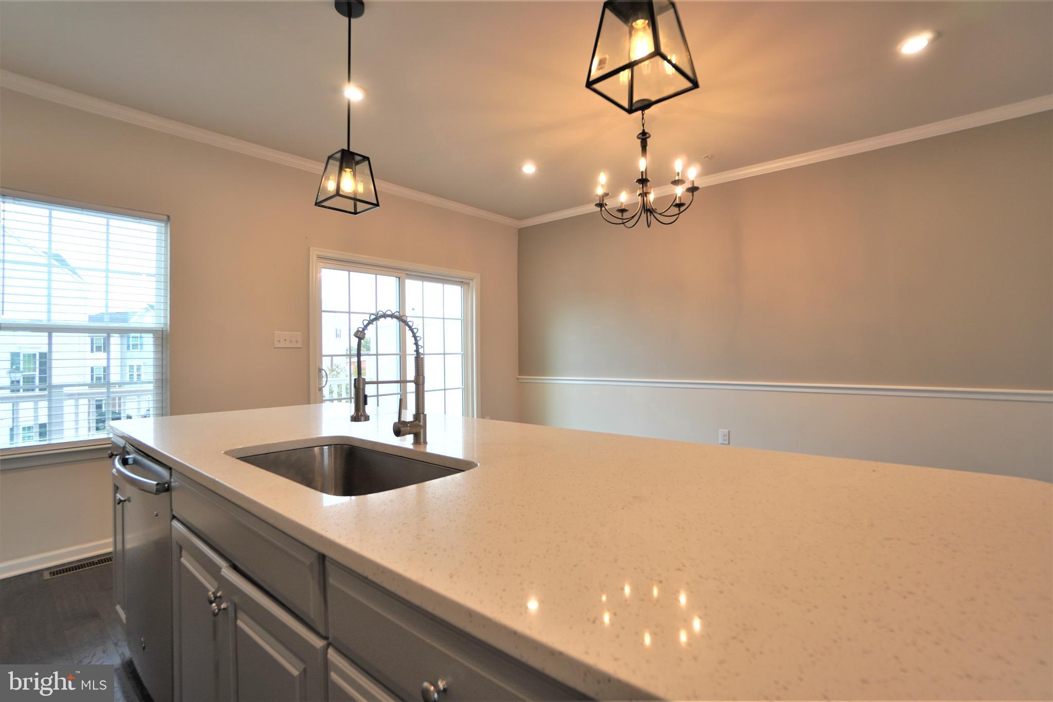 ANDALE GREEN - Residential Lease