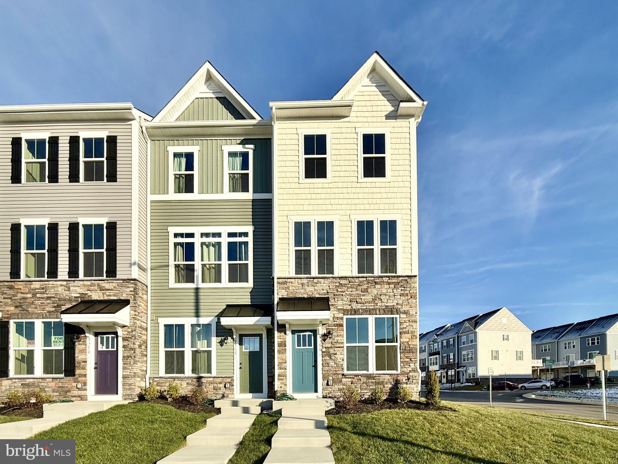 ALEXANDER'S CROSSING - Residential Lease