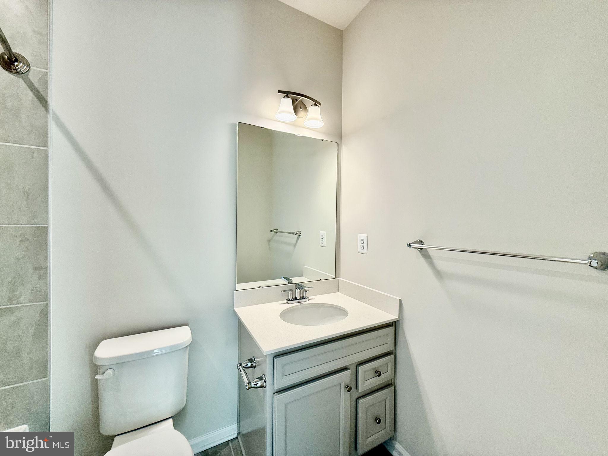 ALEXANDER'S CROSSING - Residential Lease