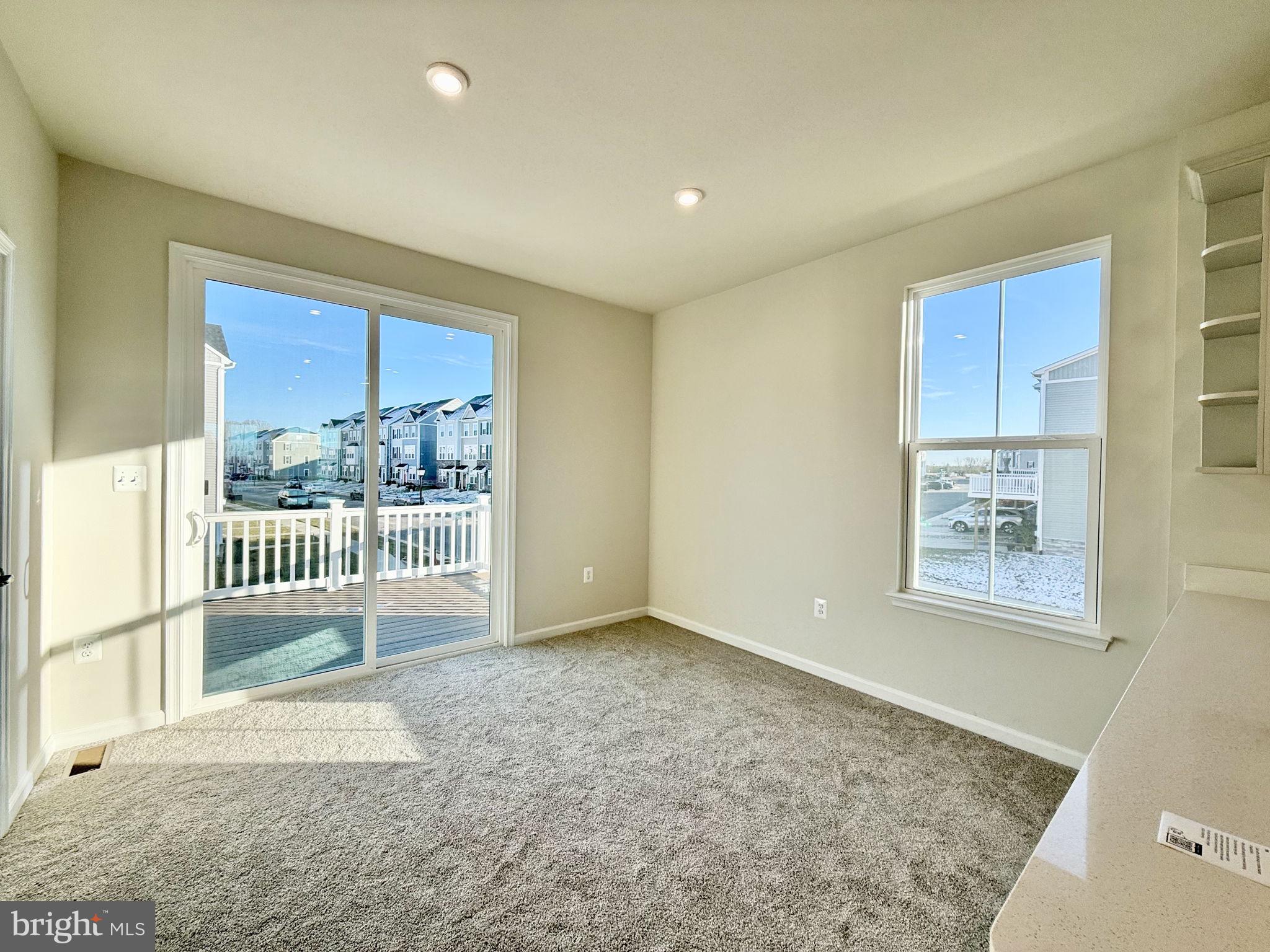 ALEXANDER'S CROSSING - Residential Lease