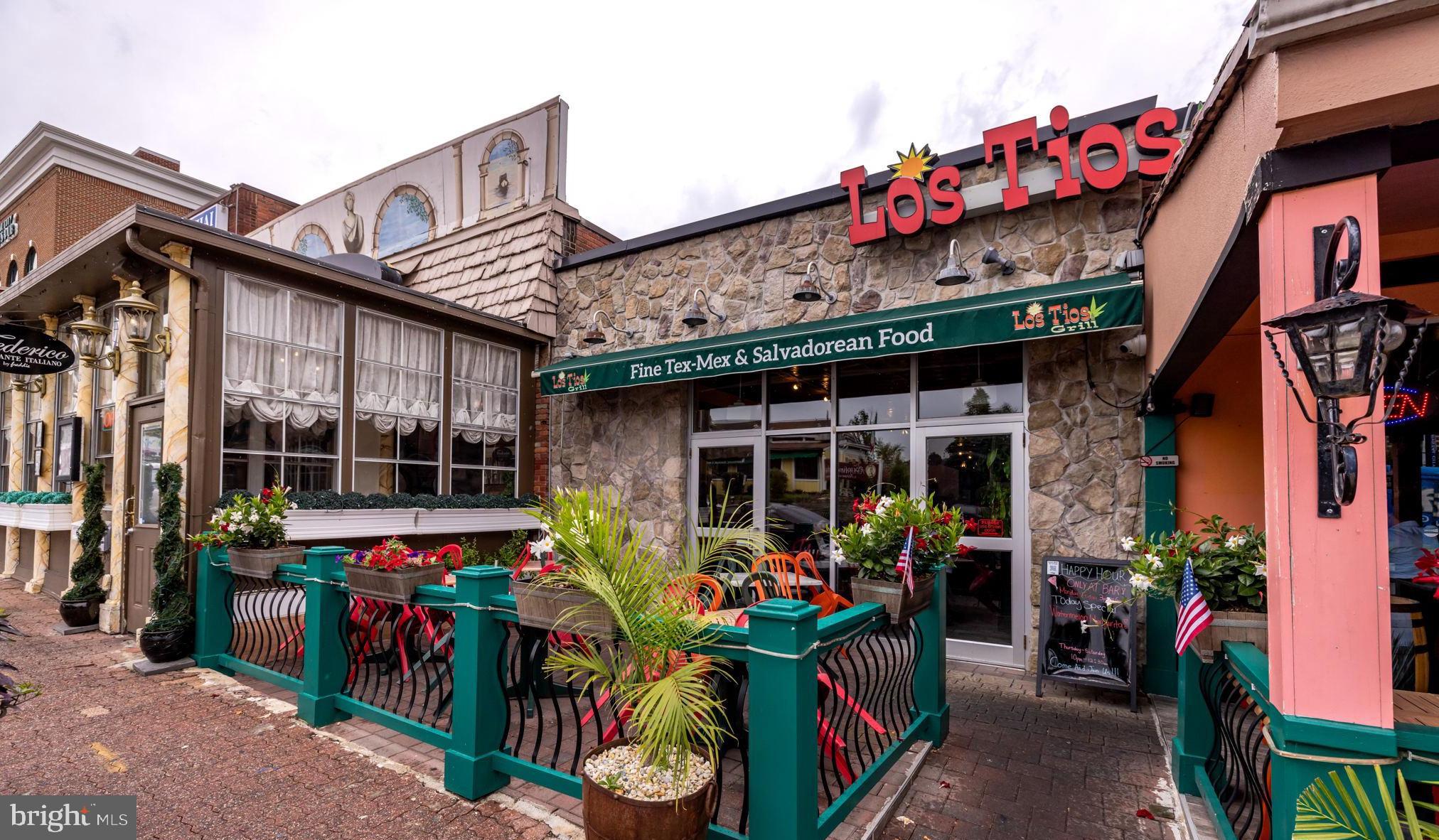 ECLIPSE ON CENTER PARK - Residential