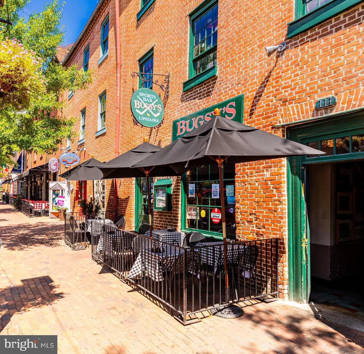 ECLIPSE ON CENTER PARK - Residential