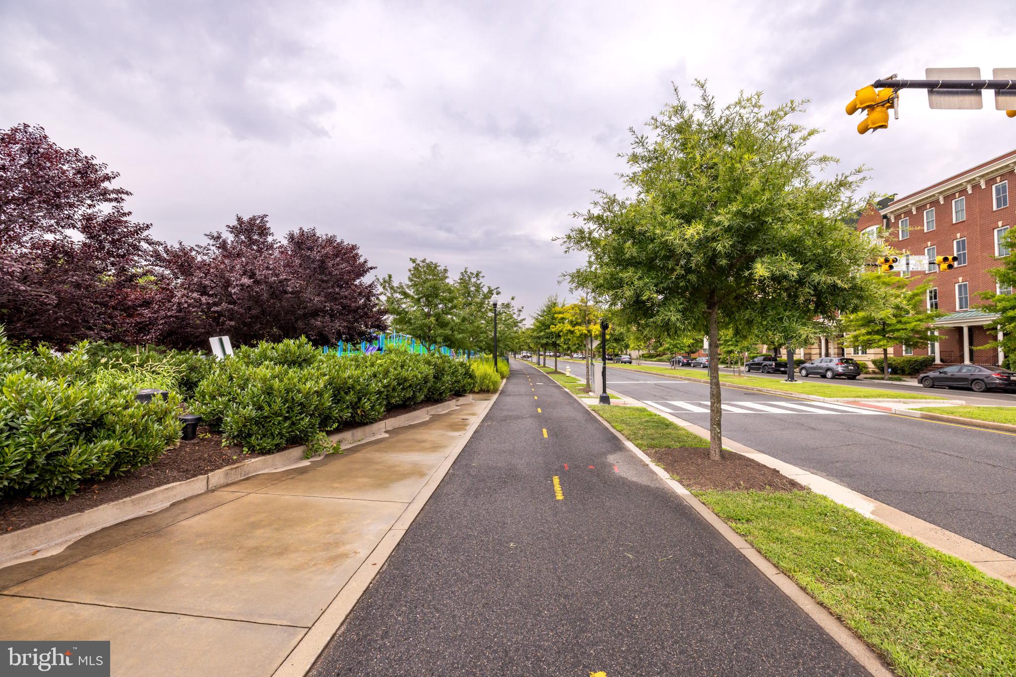 ECLIPSE ON CENTER PARK - Residential