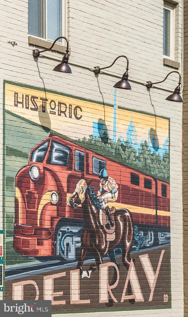 ECLIPSE ON CENTER PARK - Residential