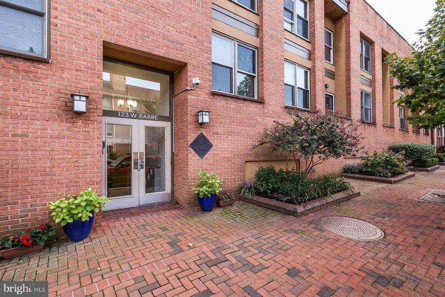Spacious 2 bedroom/2 bathroom condo in secure building in Otterbein. The freshly painted unit has a bright, open living space, balcony with a stunning view, walk-in closet, and assigned, under cover parking spot. Ideal location in downtown Baltimore with nearby community parks, blocks from the Inner Harbor, steps to the MARC train, light rail and Camden Yards, easy access to I-95, I-295 & I-395, and easy walk to UMD. This elevator building also features secure package delivery, a private storage unit, and community rooftop deck with soaring city views.
