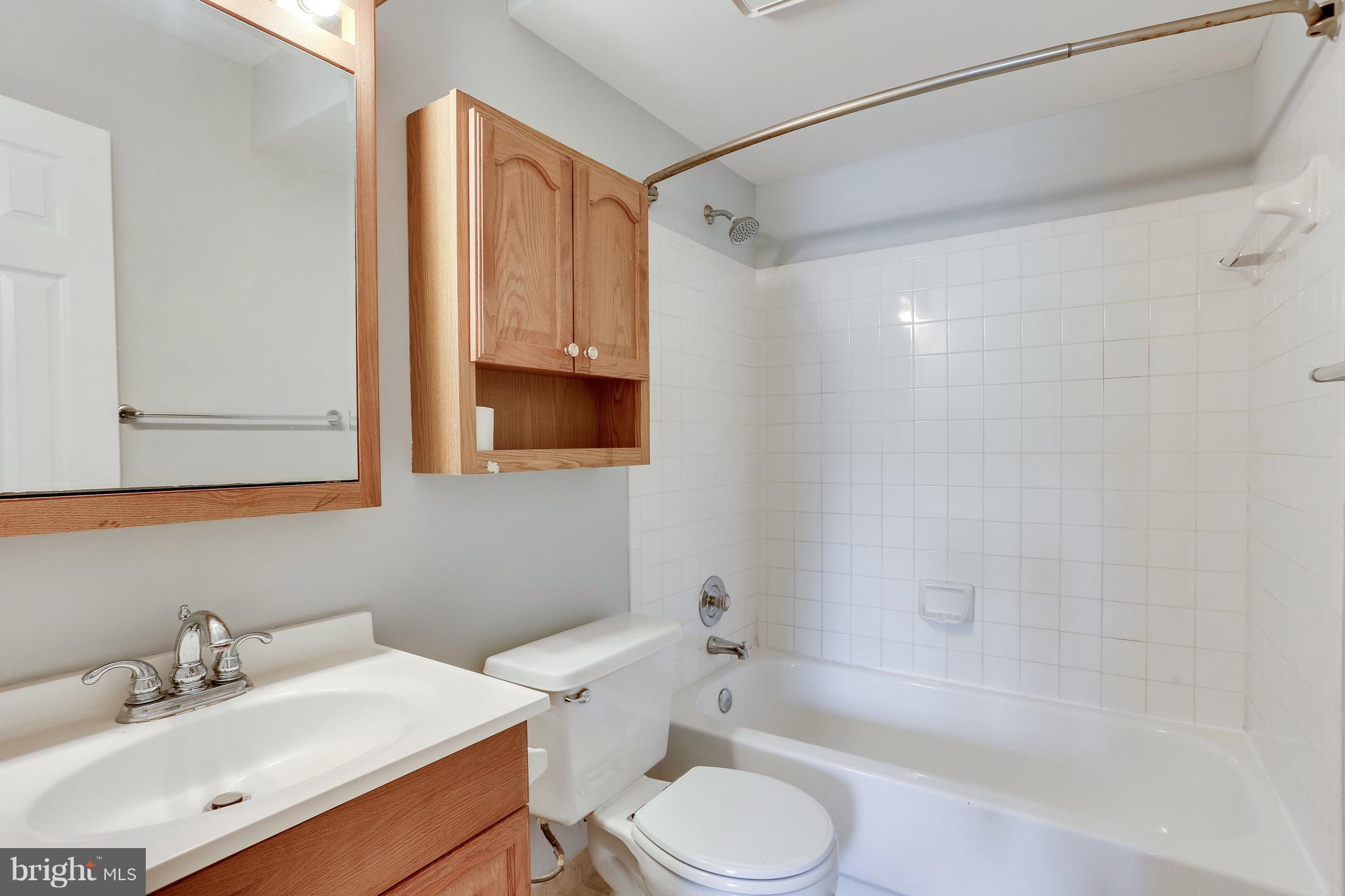 DALE CITY - Residential