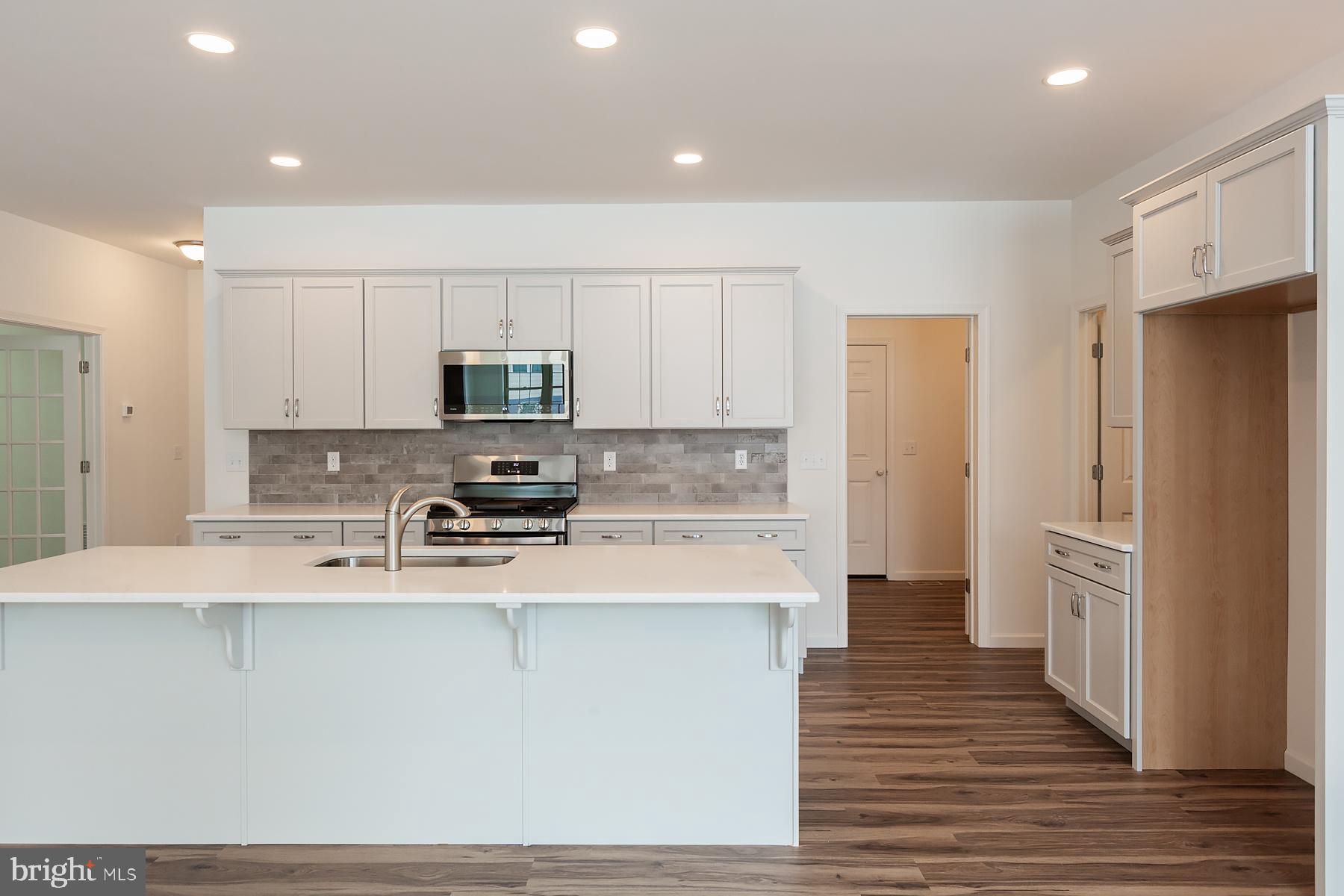 HONEYCROFT VILLAGE - Residential