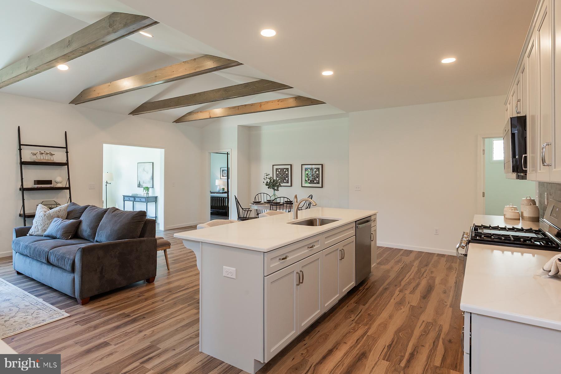 HONEYCROFT VILLAGE - Residential