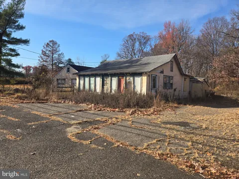 MLS: NJGL2050400