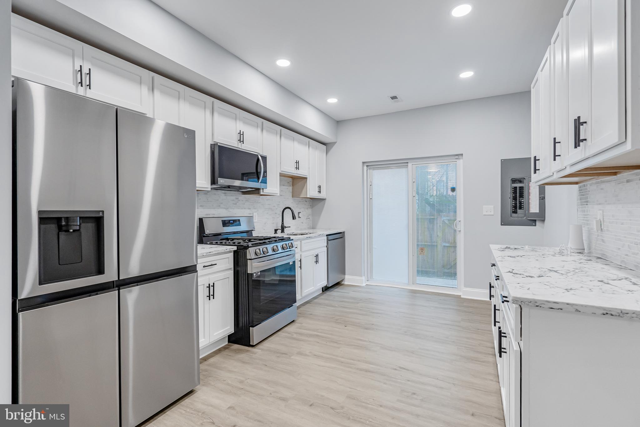 POPPLETON - Residential