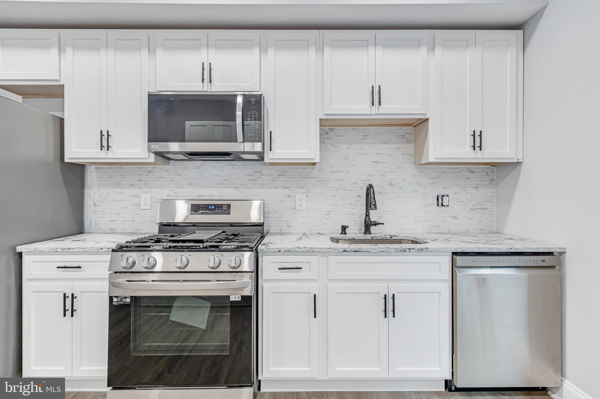 POPPLETON - Residential