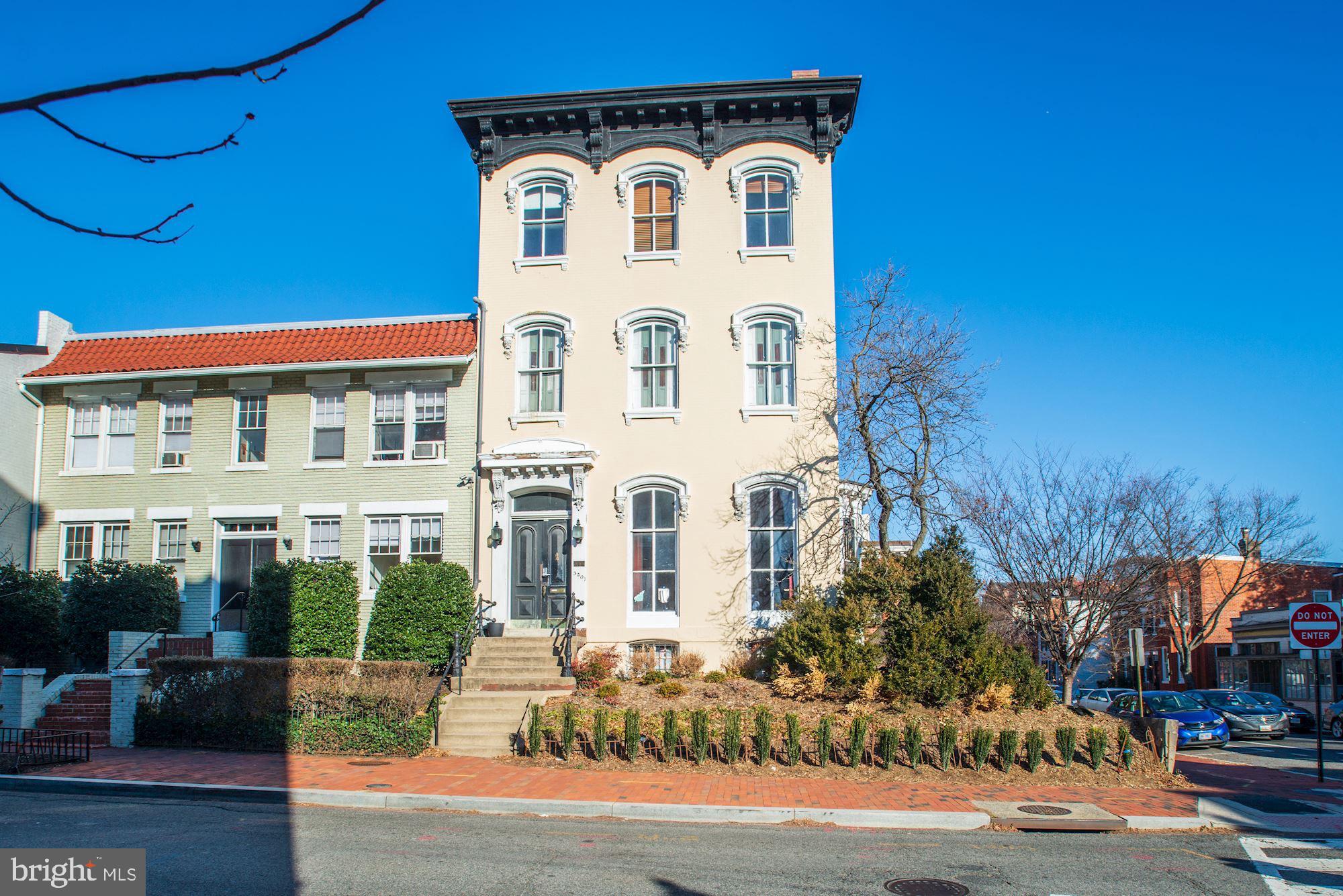GEORGETOWN - Residential