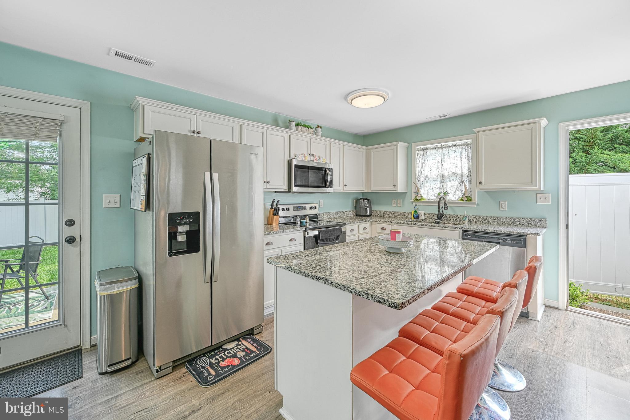 COUNTRYSIDE - Residential