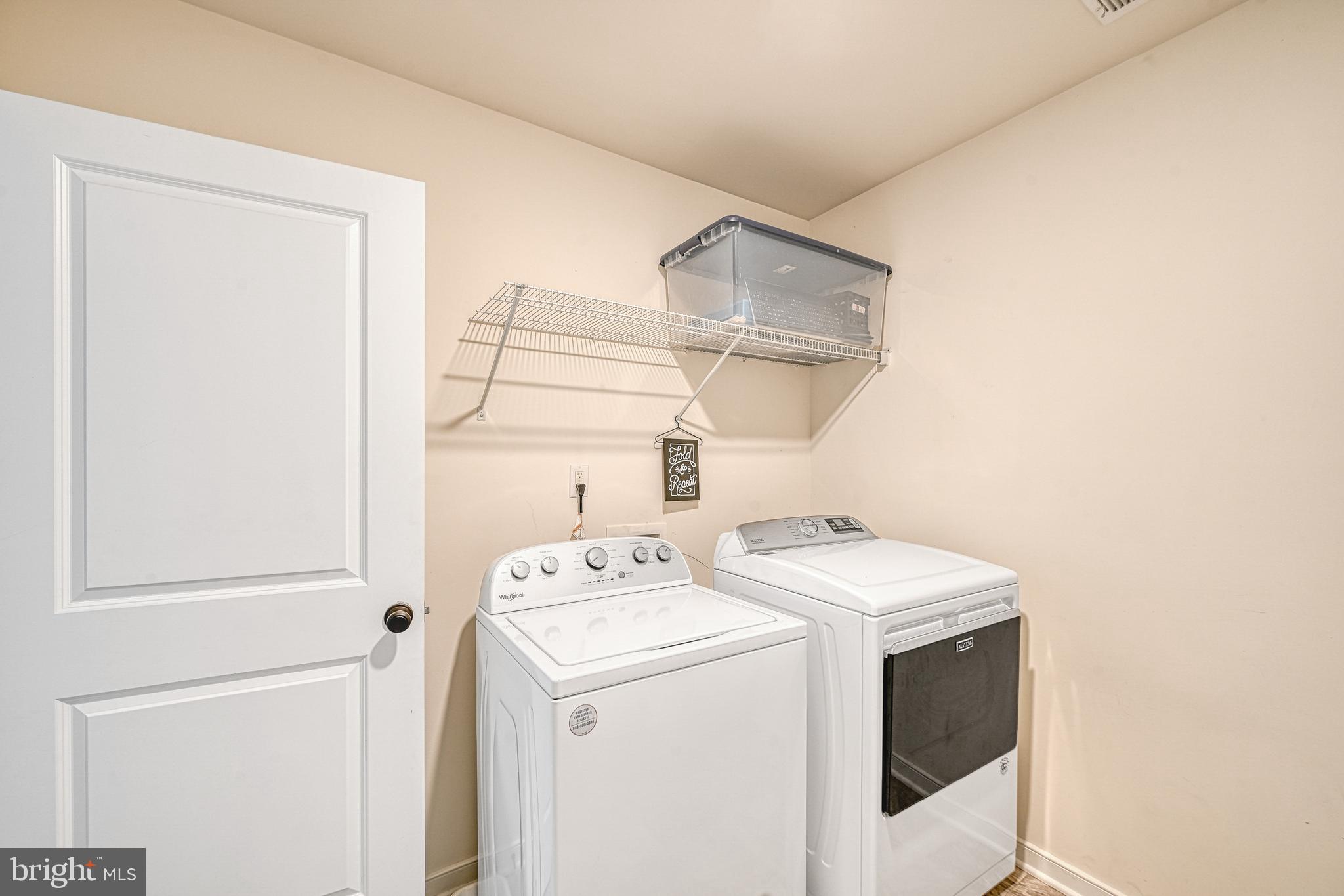 COUNTRYSIDE - Residential