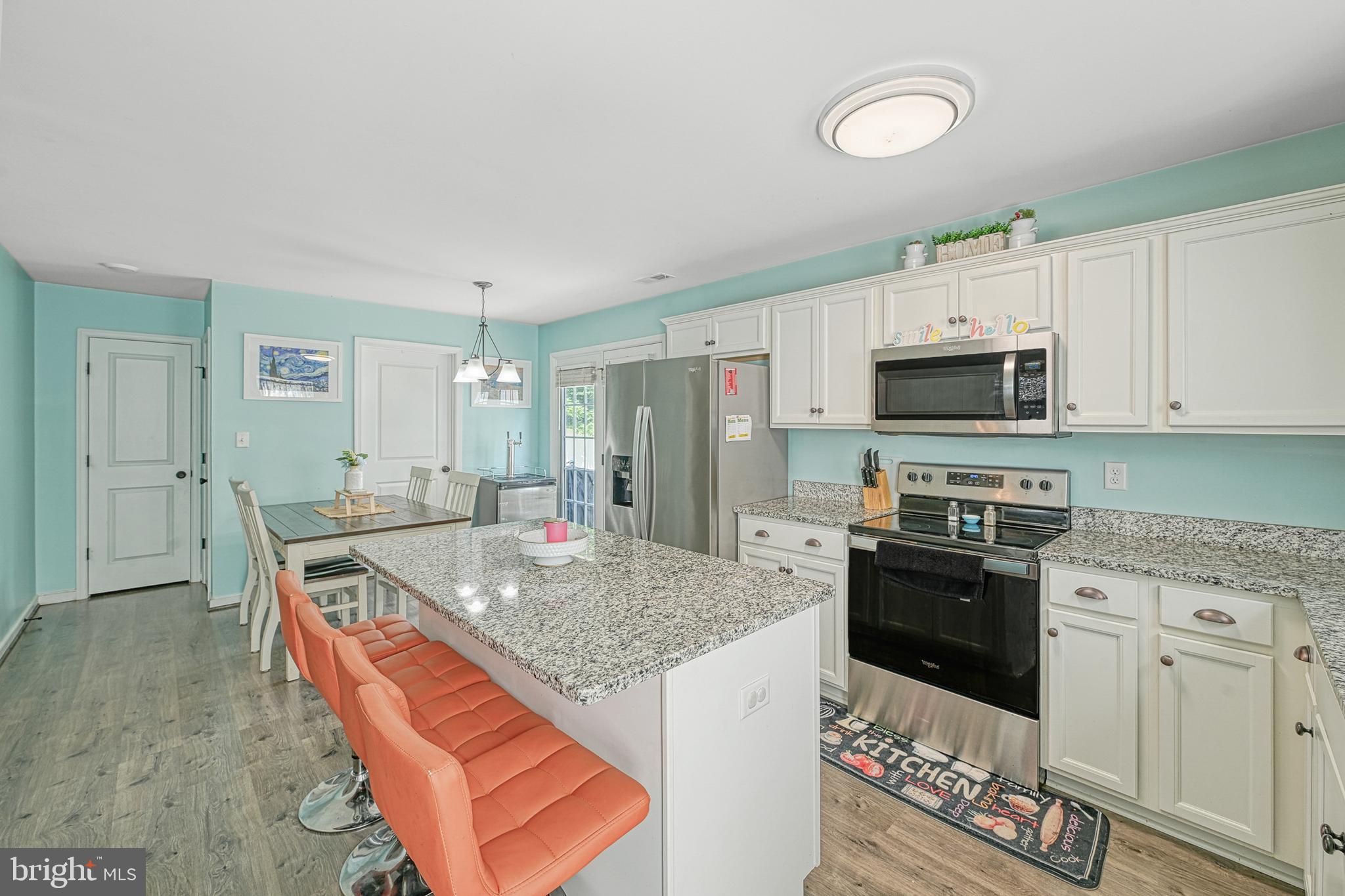 COUNTRYSIDE - Residential