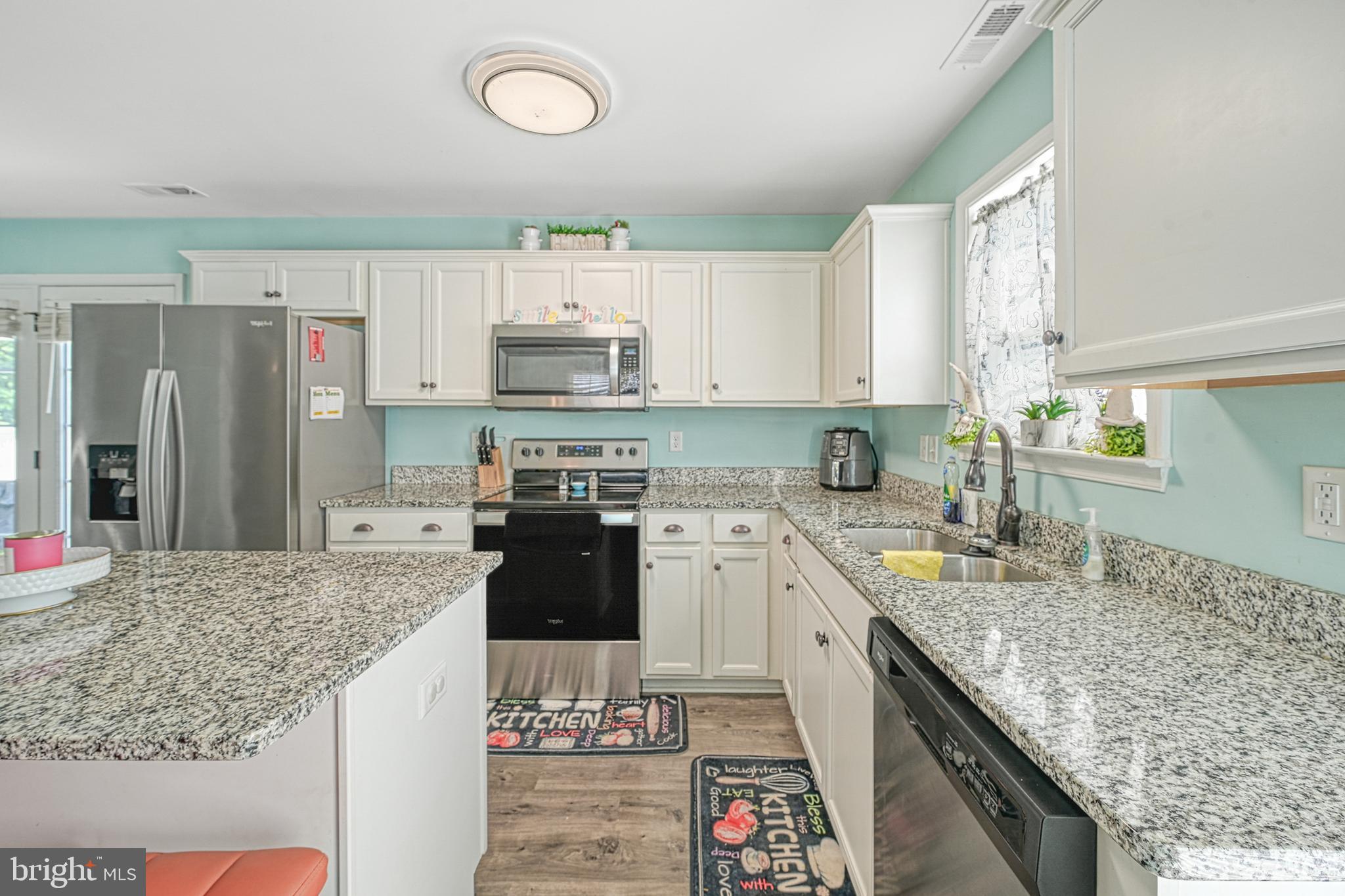 COUNTRYSIDE - Residential