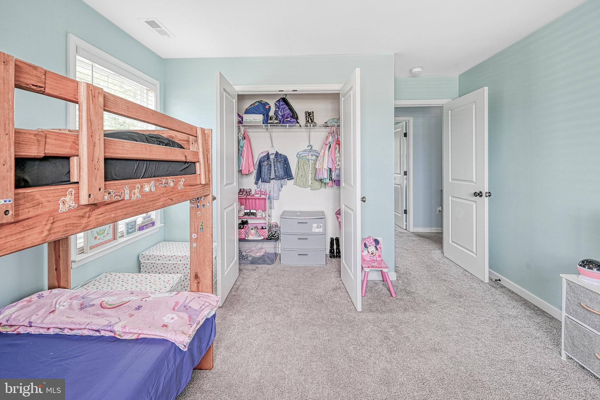 COUNTRYSIDE - Residential