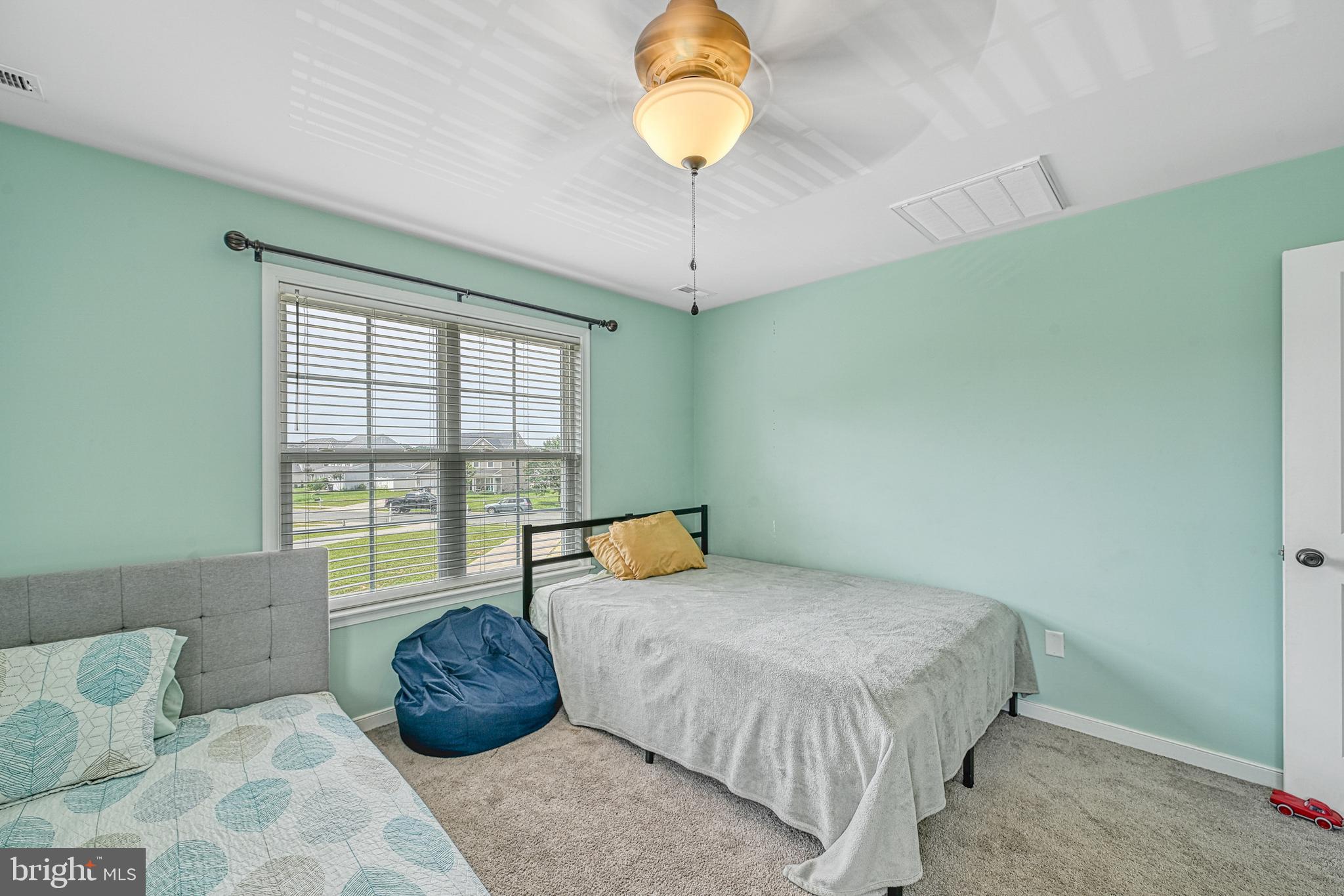 COUNTRYSIDE - Residential