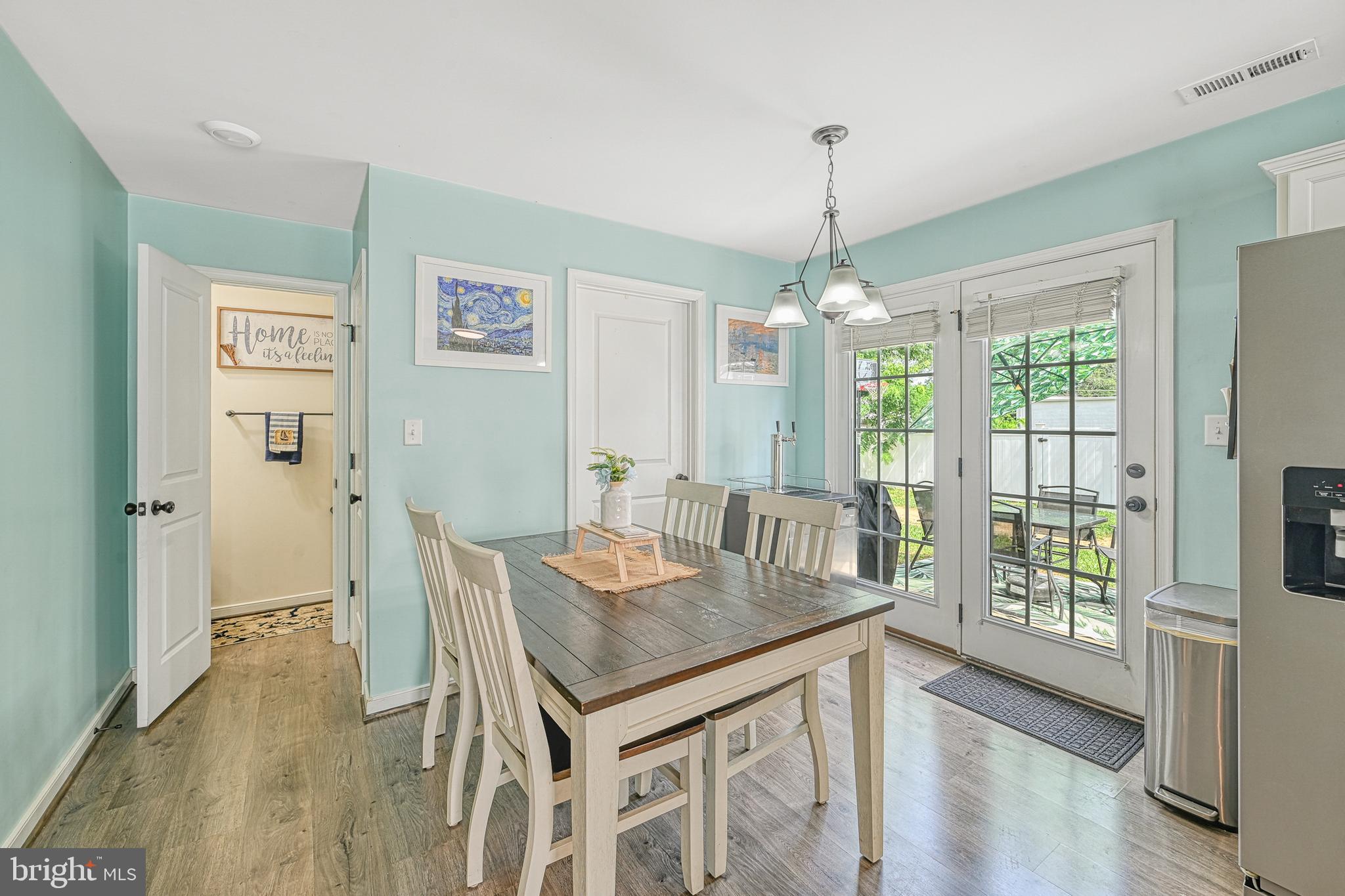 COUNTRYSIDE - Residential