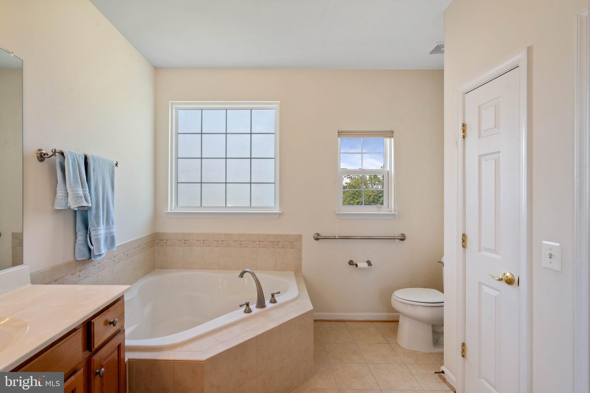 FOUR SEASONS AT HISTORIC VA - Residential