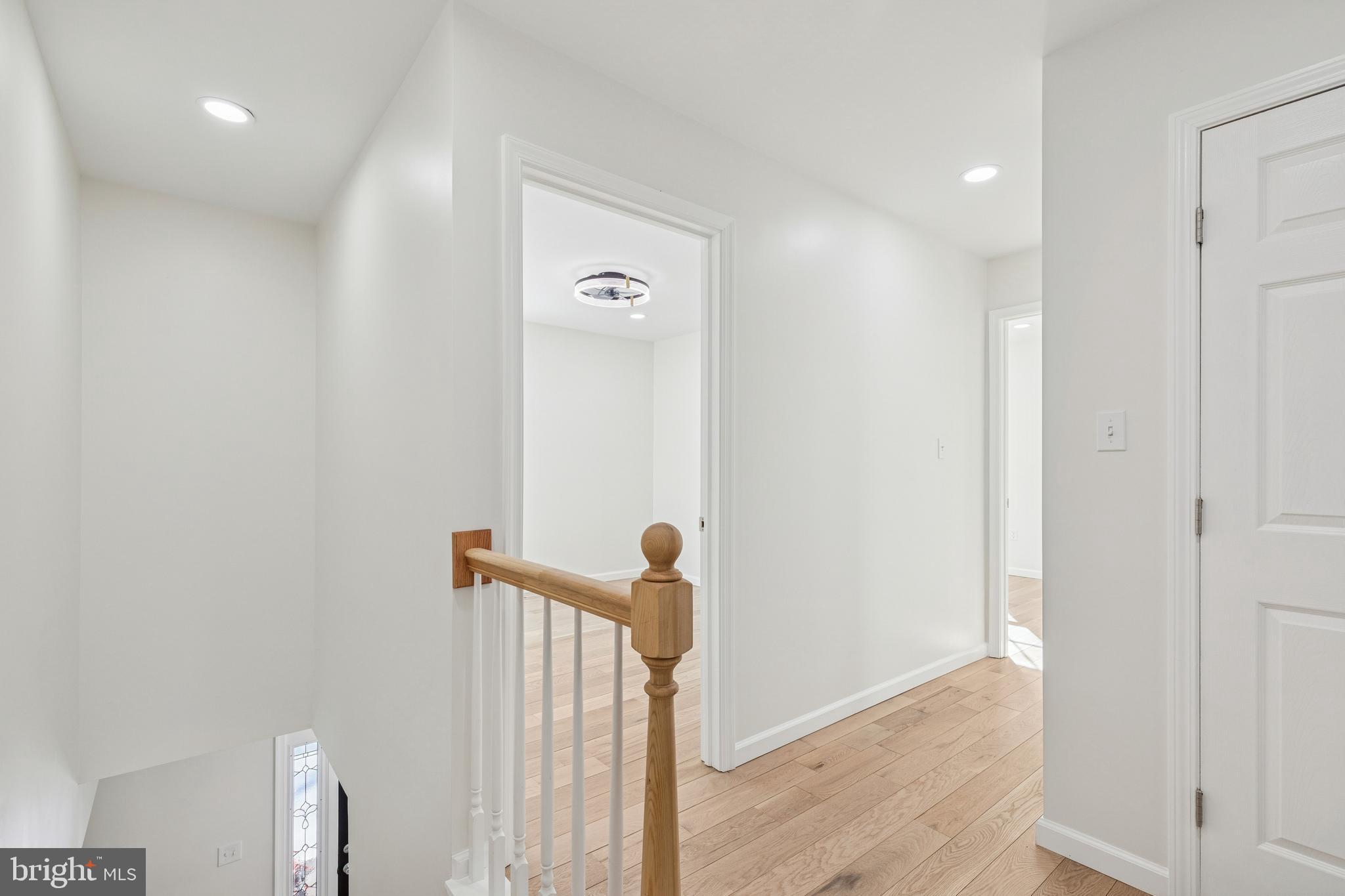 LAKE KARYLBROOK - Residential