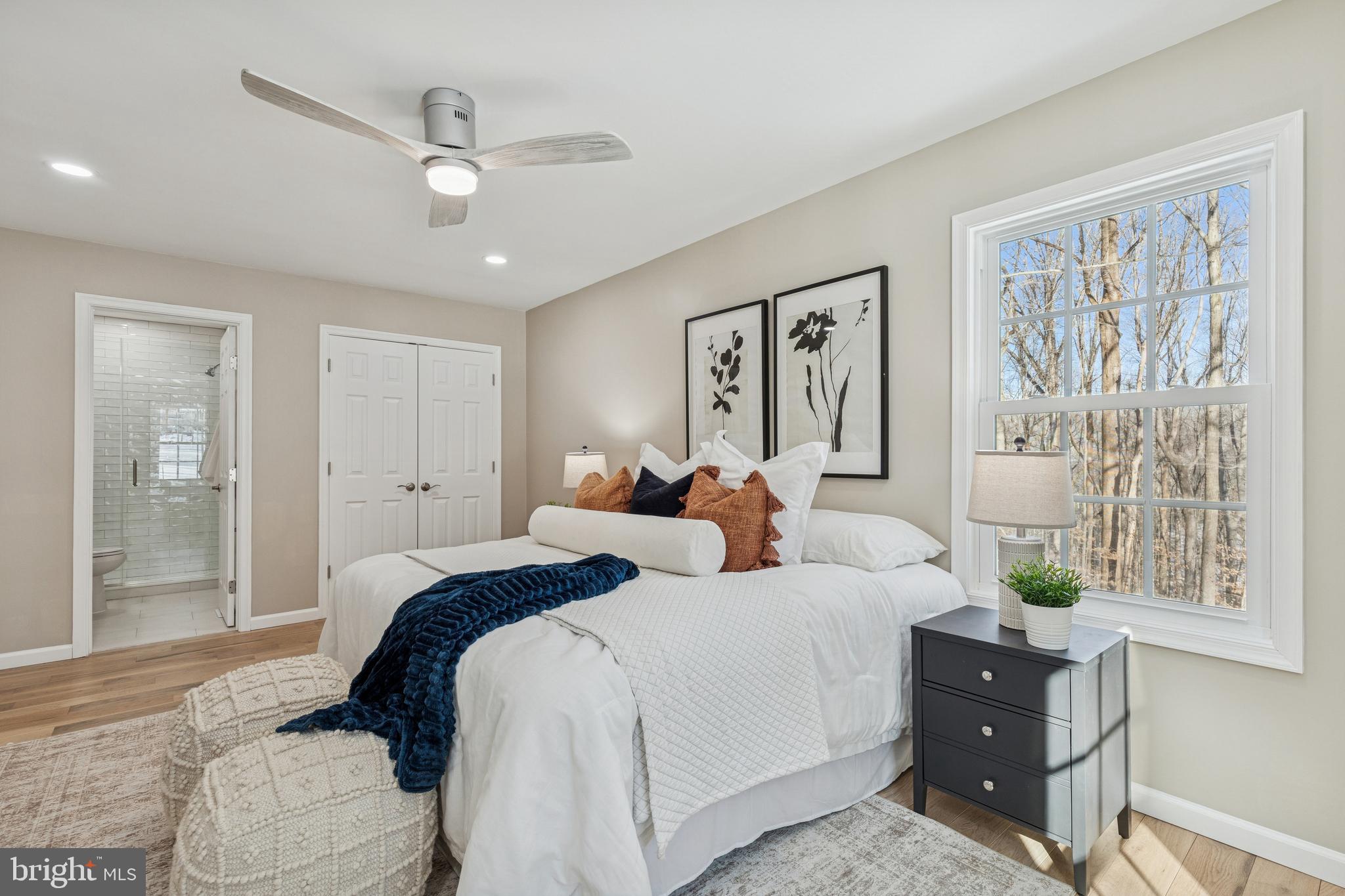 LAKE KARYLBROOK - Residential