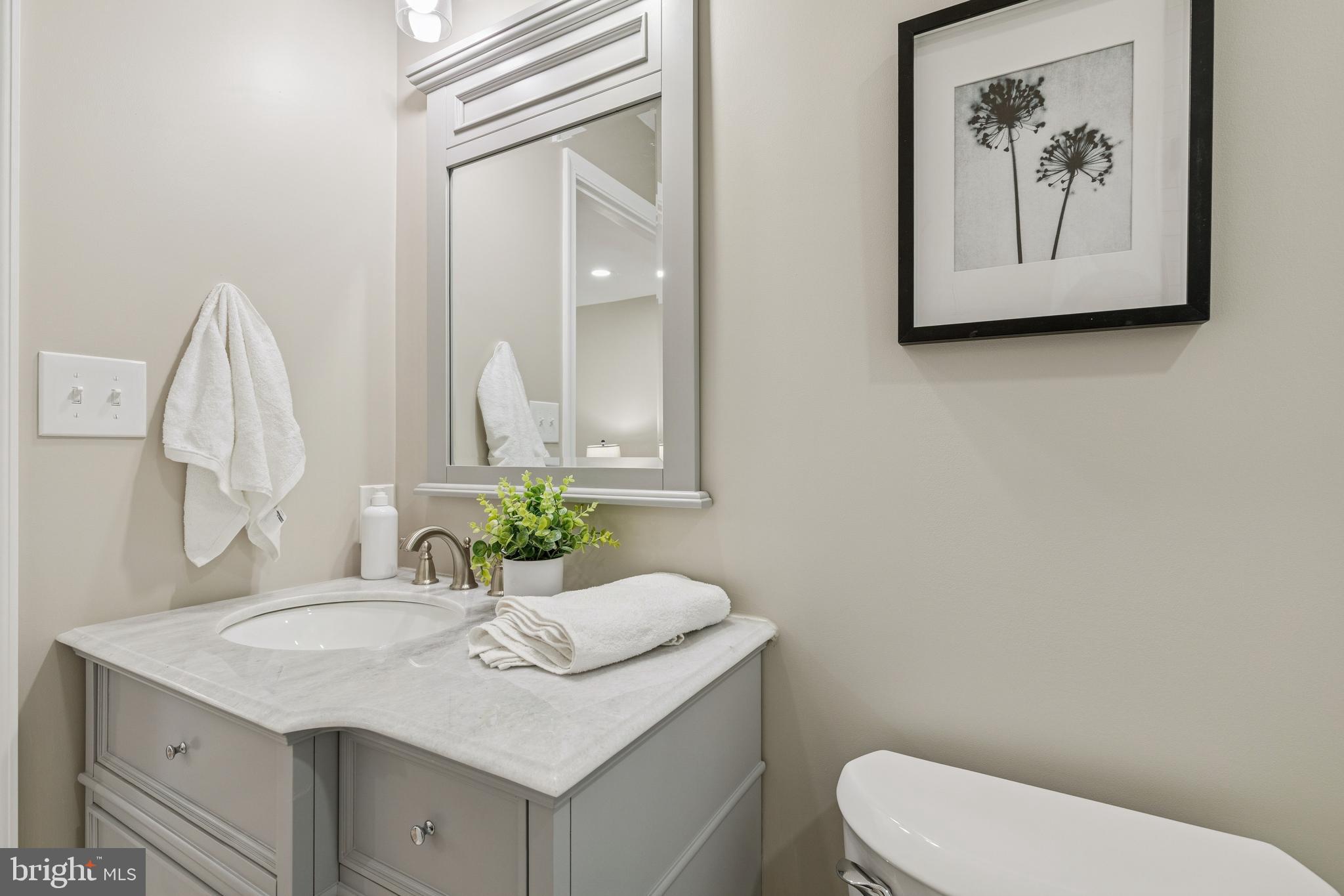 LAKE KARYLBROOK - Residential